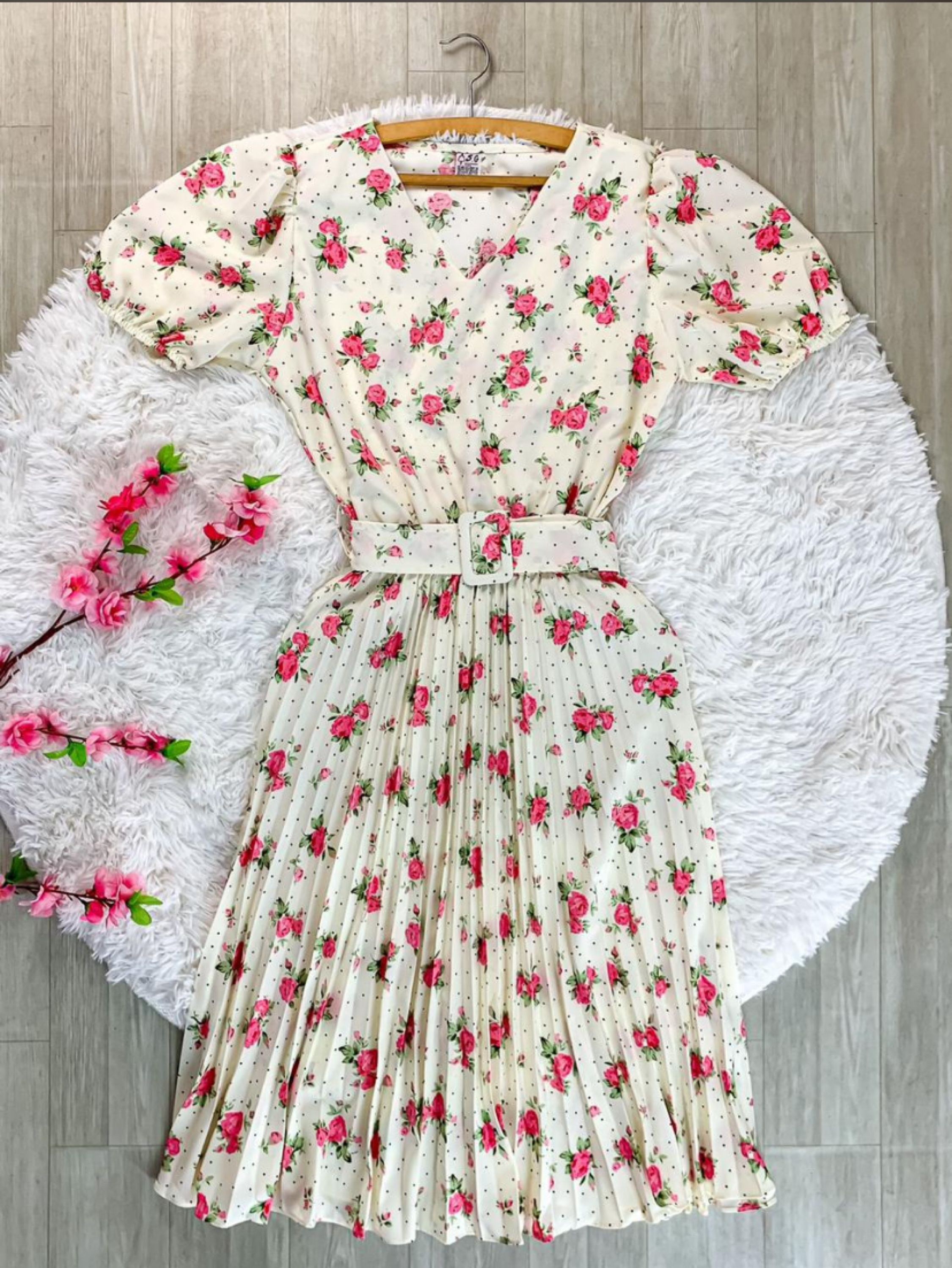 Vestido Midi Floral