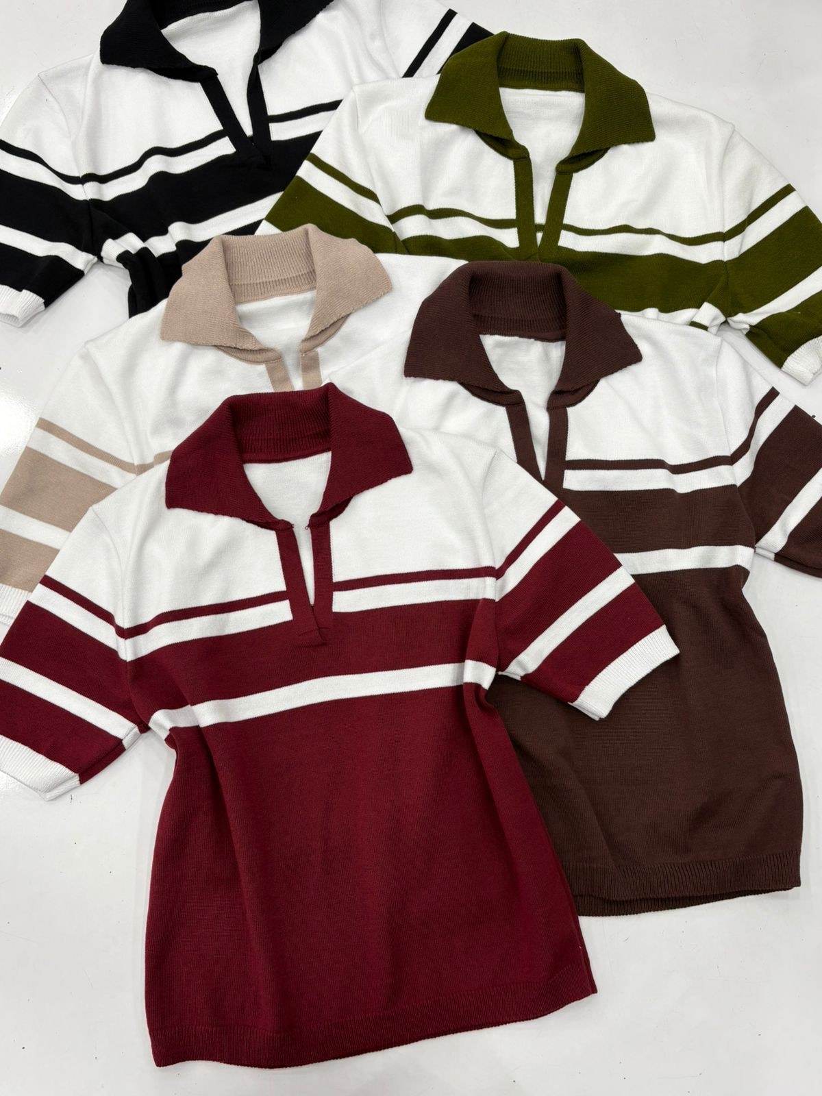 Blusa polo manga curta listrado tricô modal