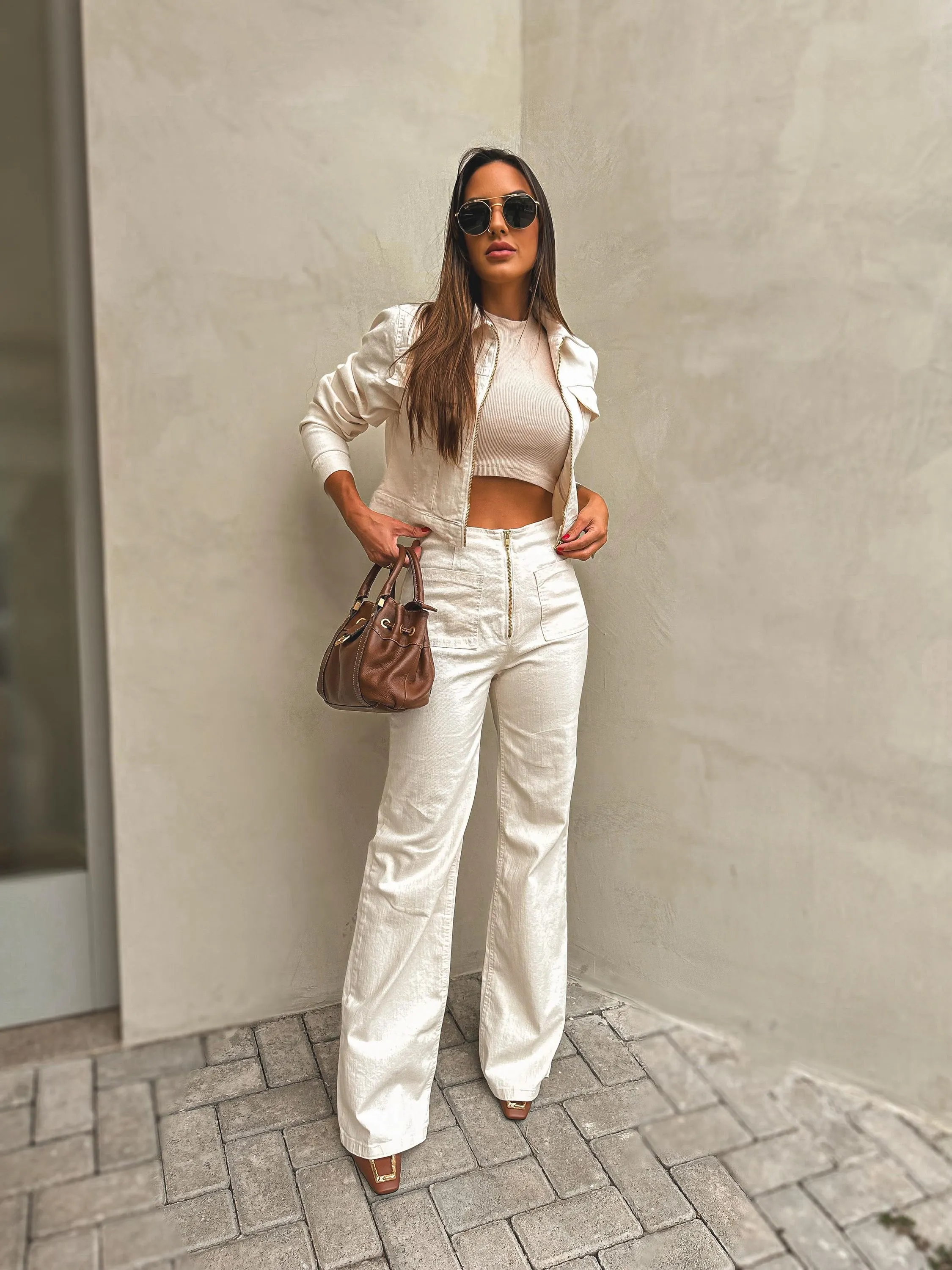 Calça Wide Leg Sarja Off White com Ziper