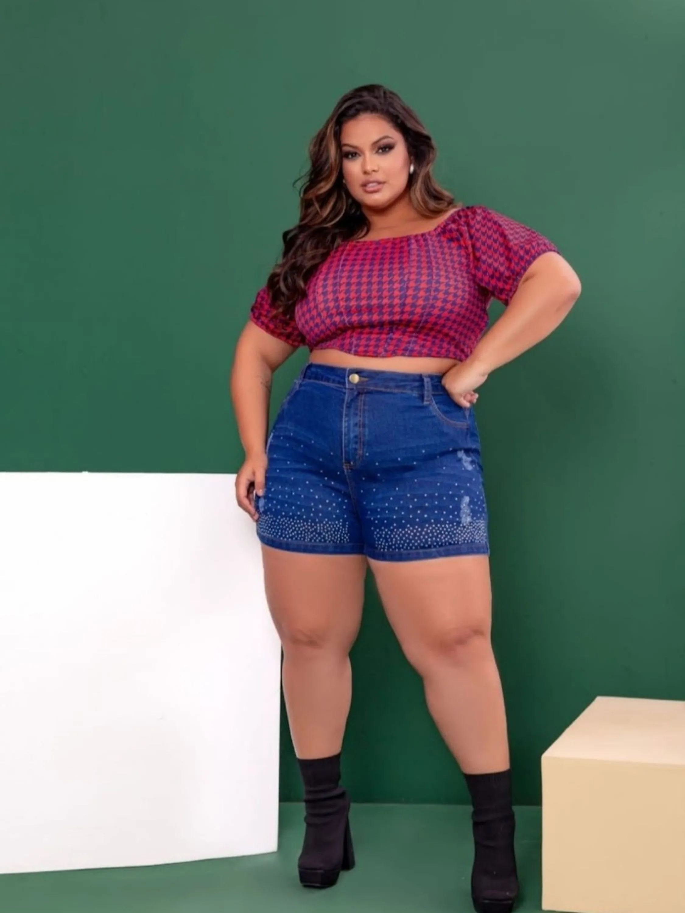 Cropped feminino plus size