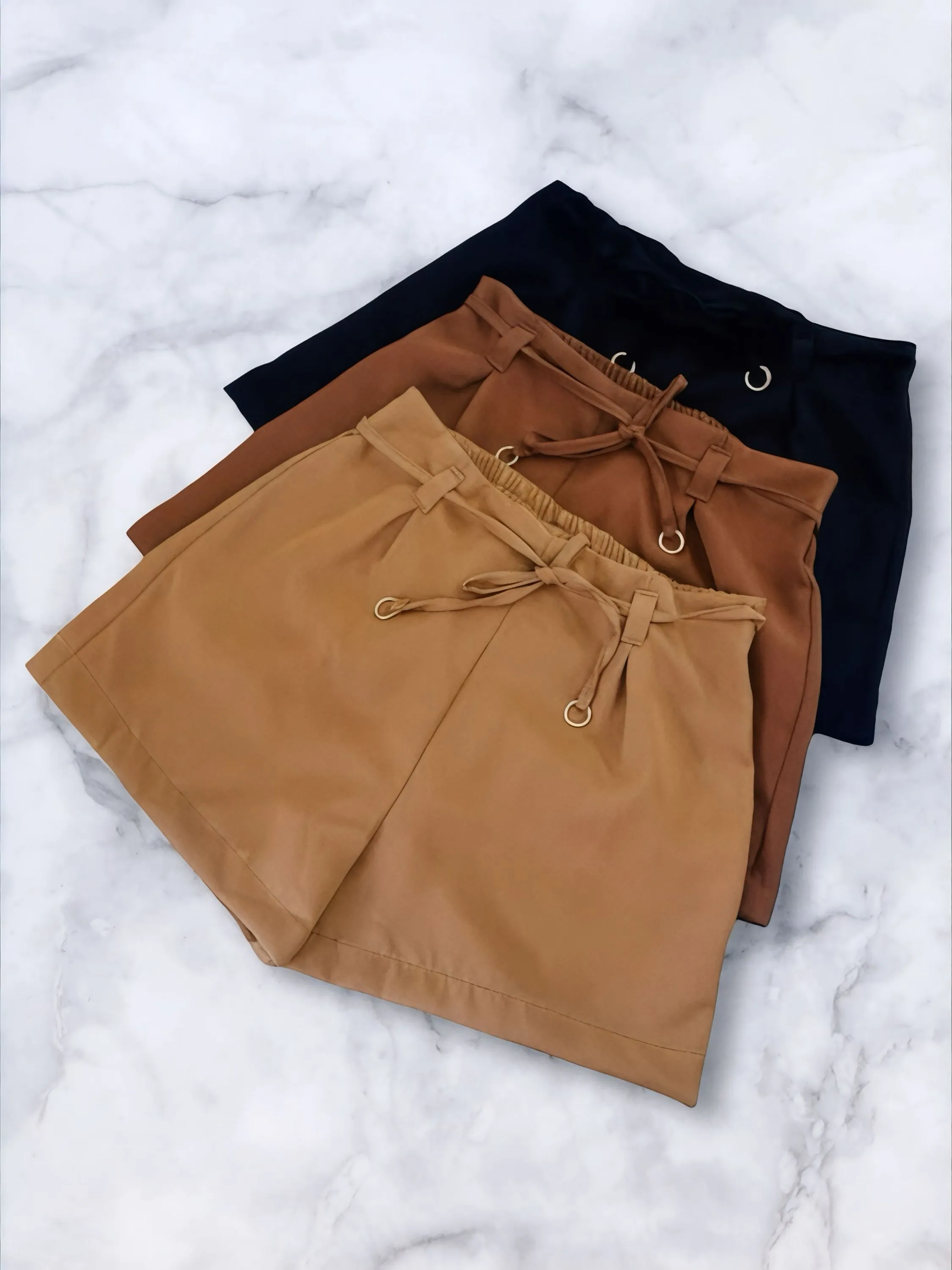 Shorts alfaiataria cordinha