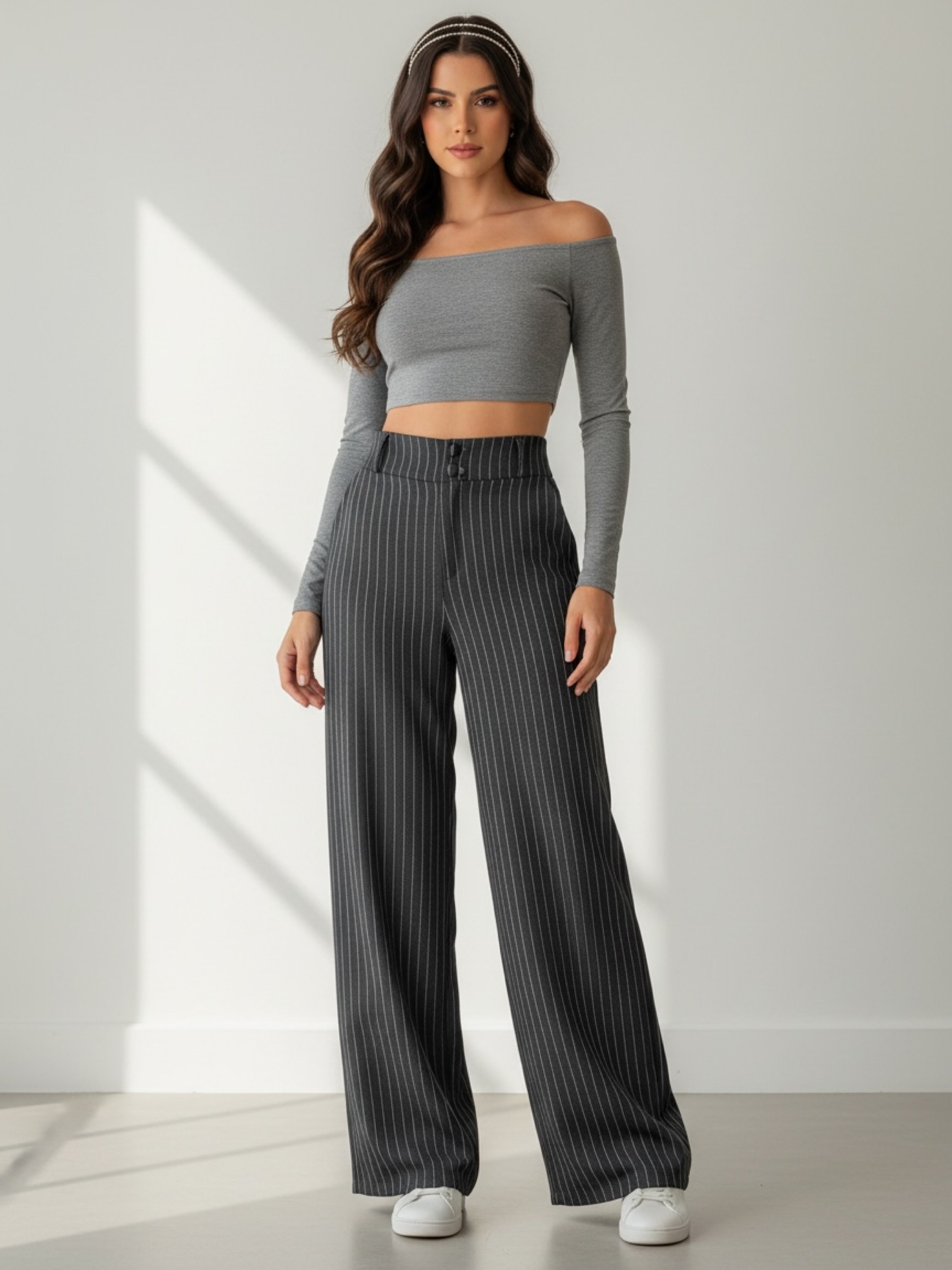 Calça pantalona risca de giz