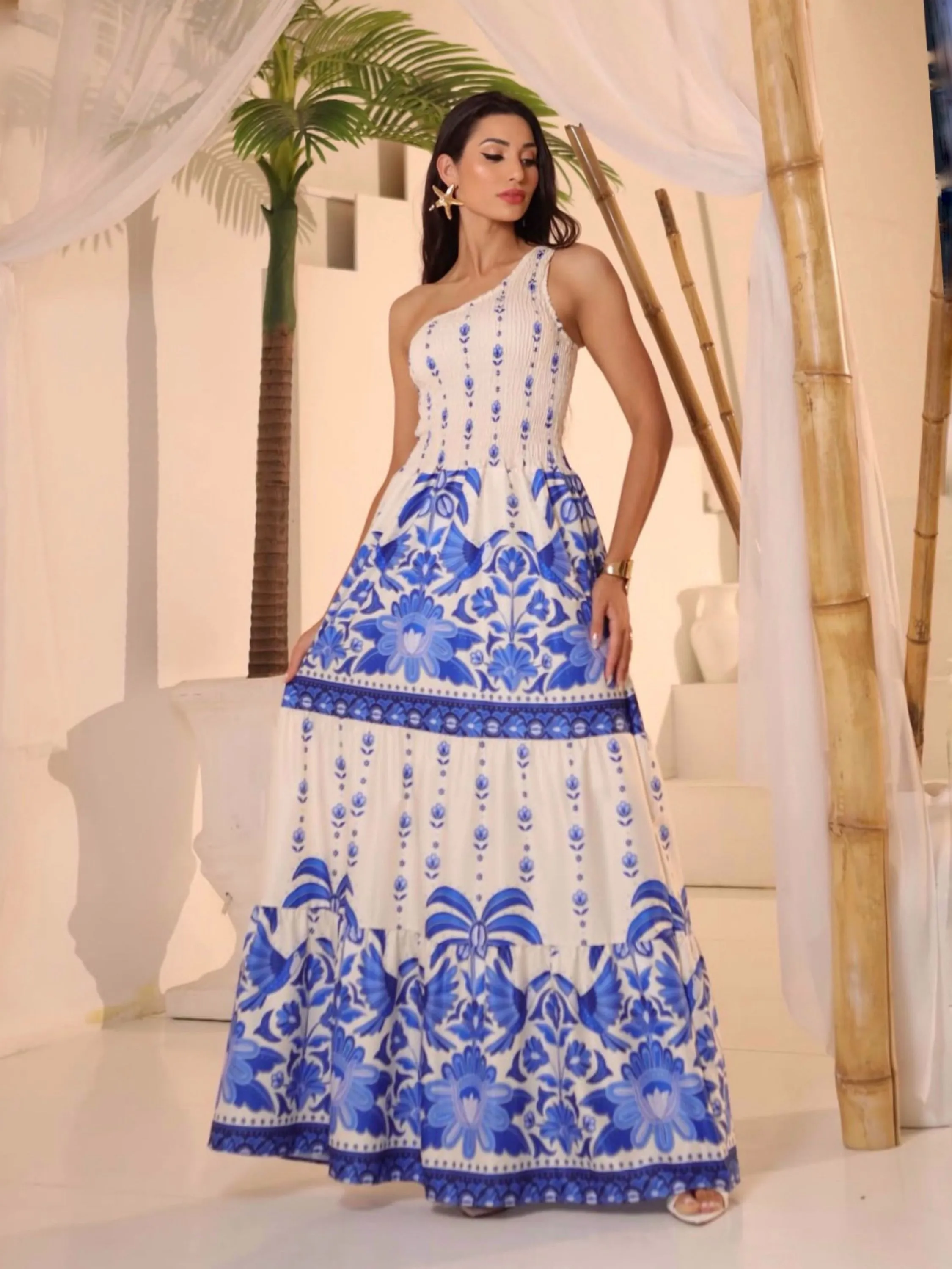Vestido tropical tomara que caia