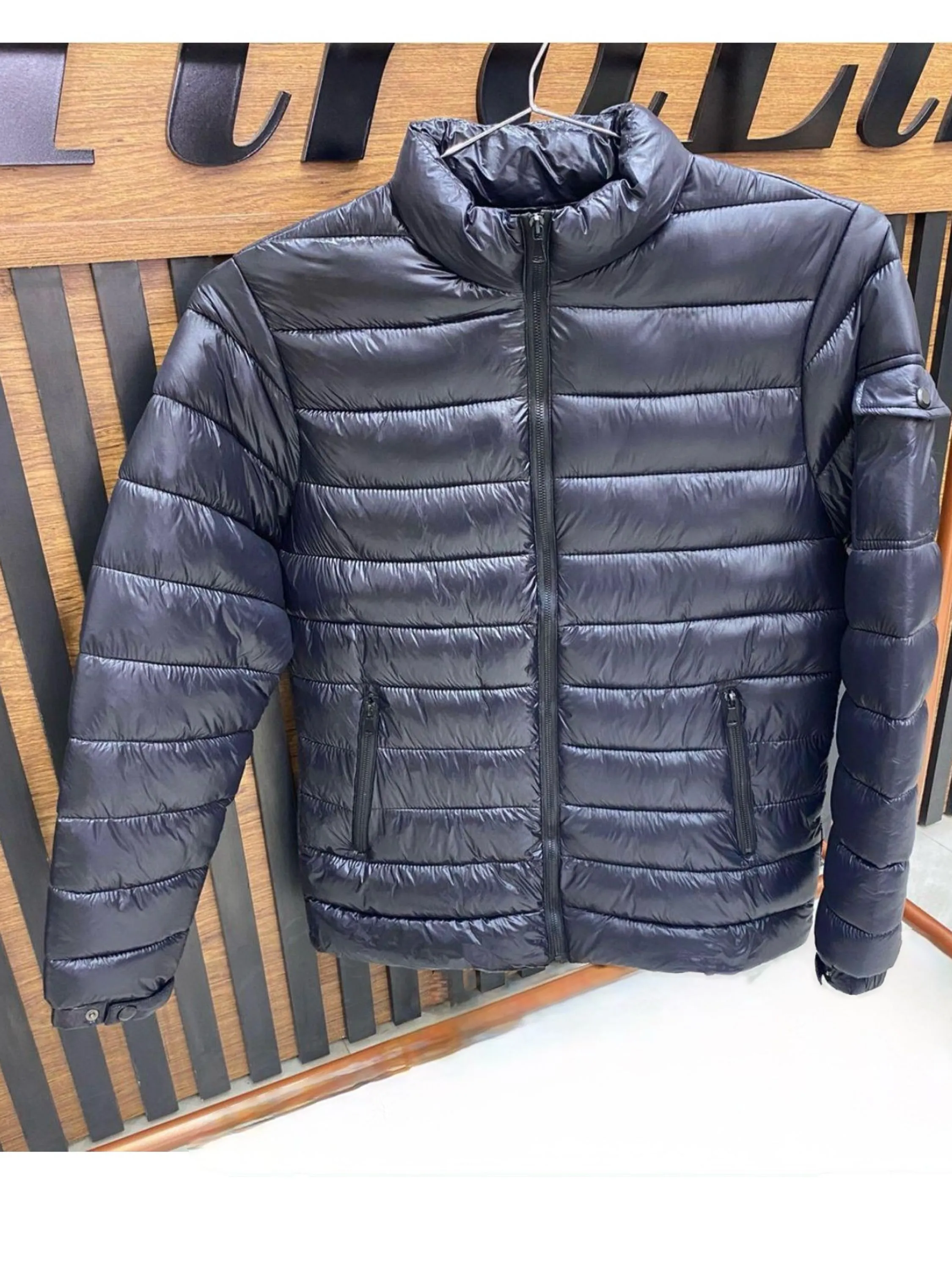 Jaqueta nylon perto
