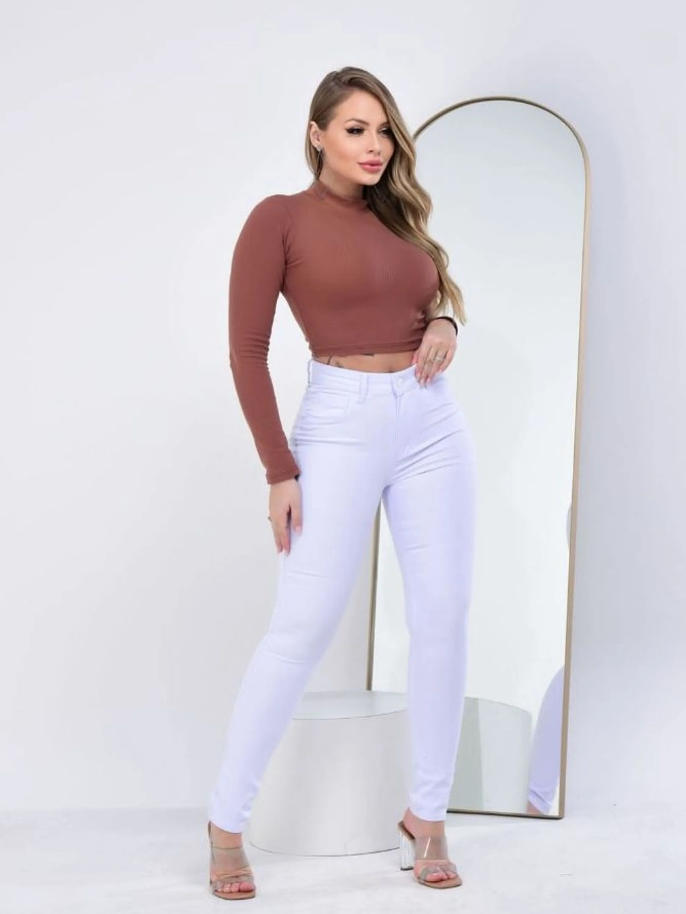 Calça skinny branca  laycra