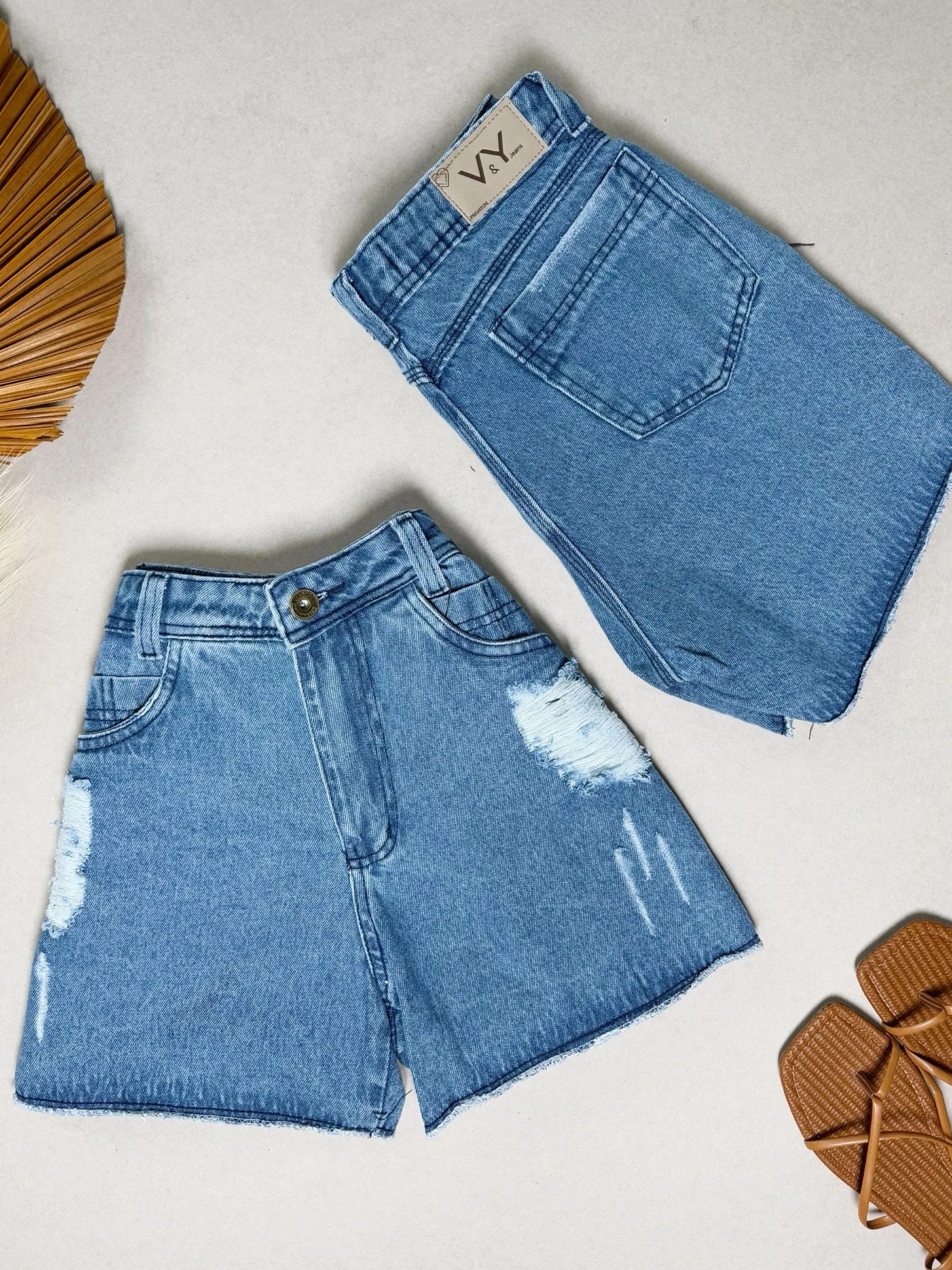 Short jeans básico linha azul