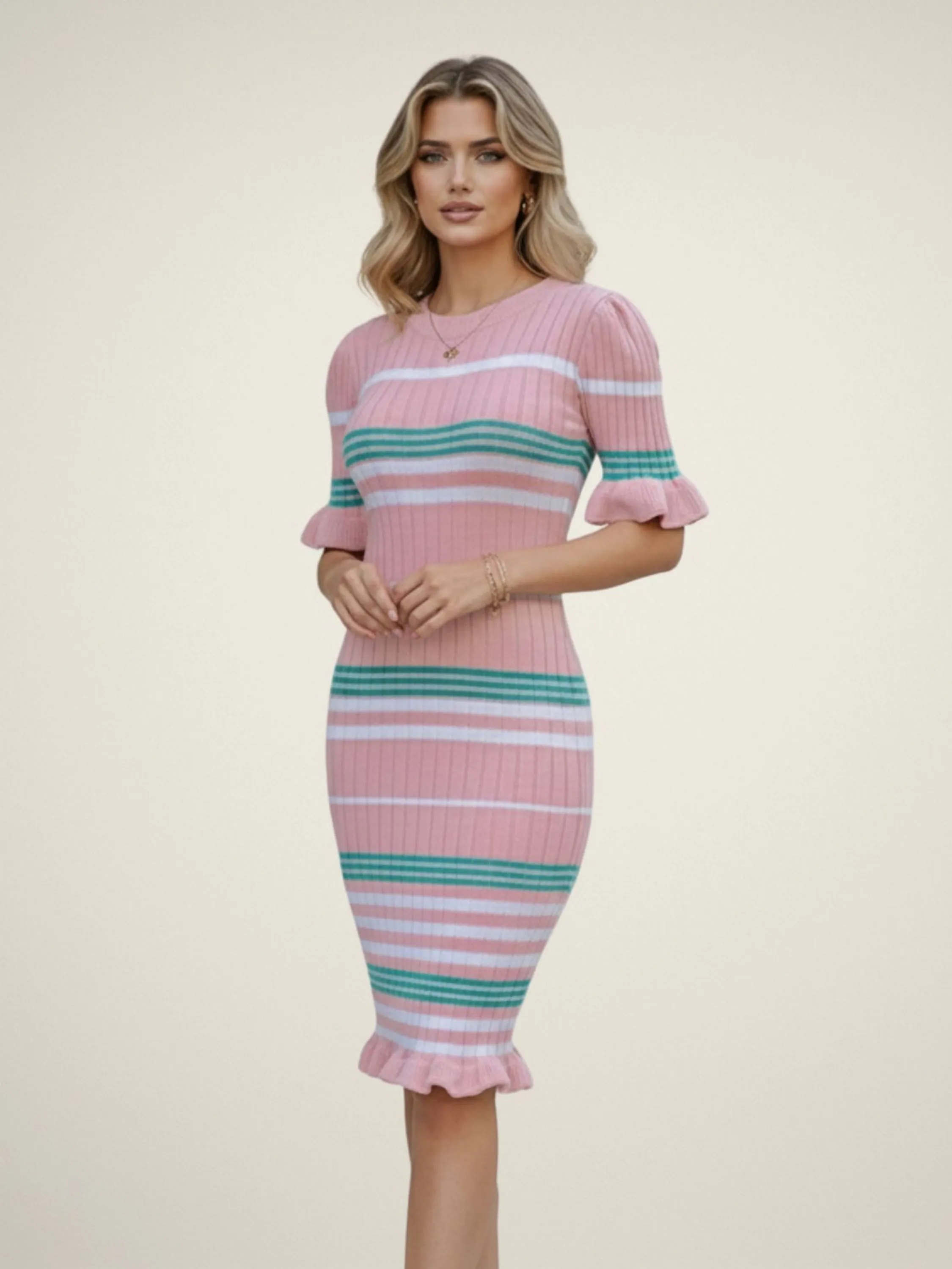 Vestido Midi Tricot Babado Manga Curta
