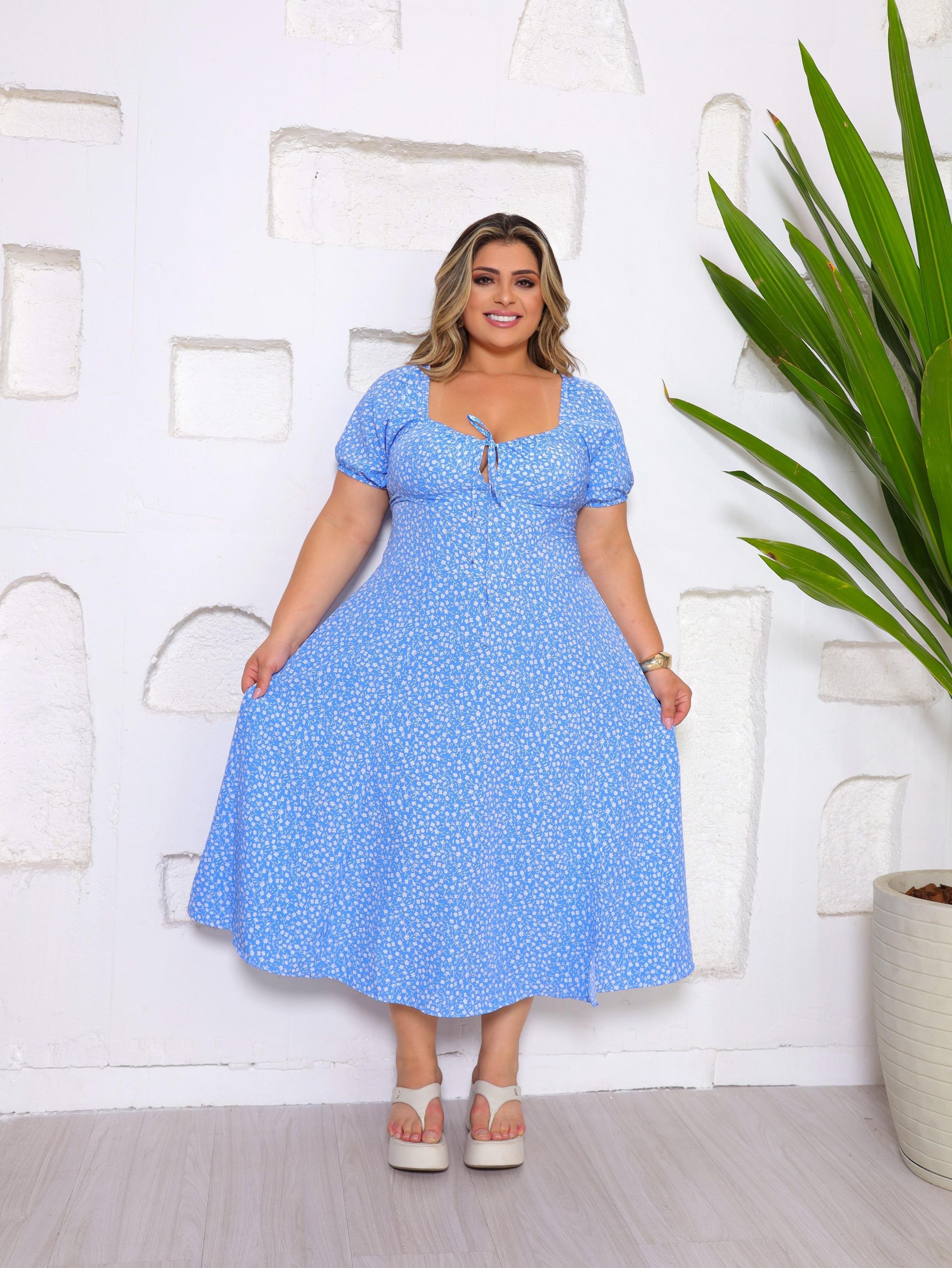 Vestido mid camponesa plus manga