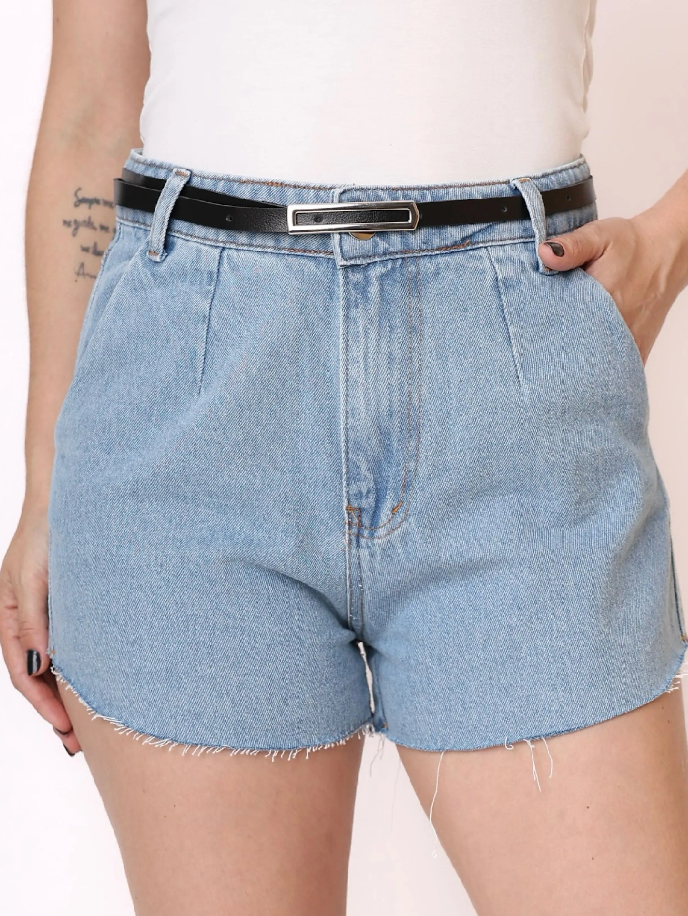 3062 short jeans  Com cinto feminina ok finemoda