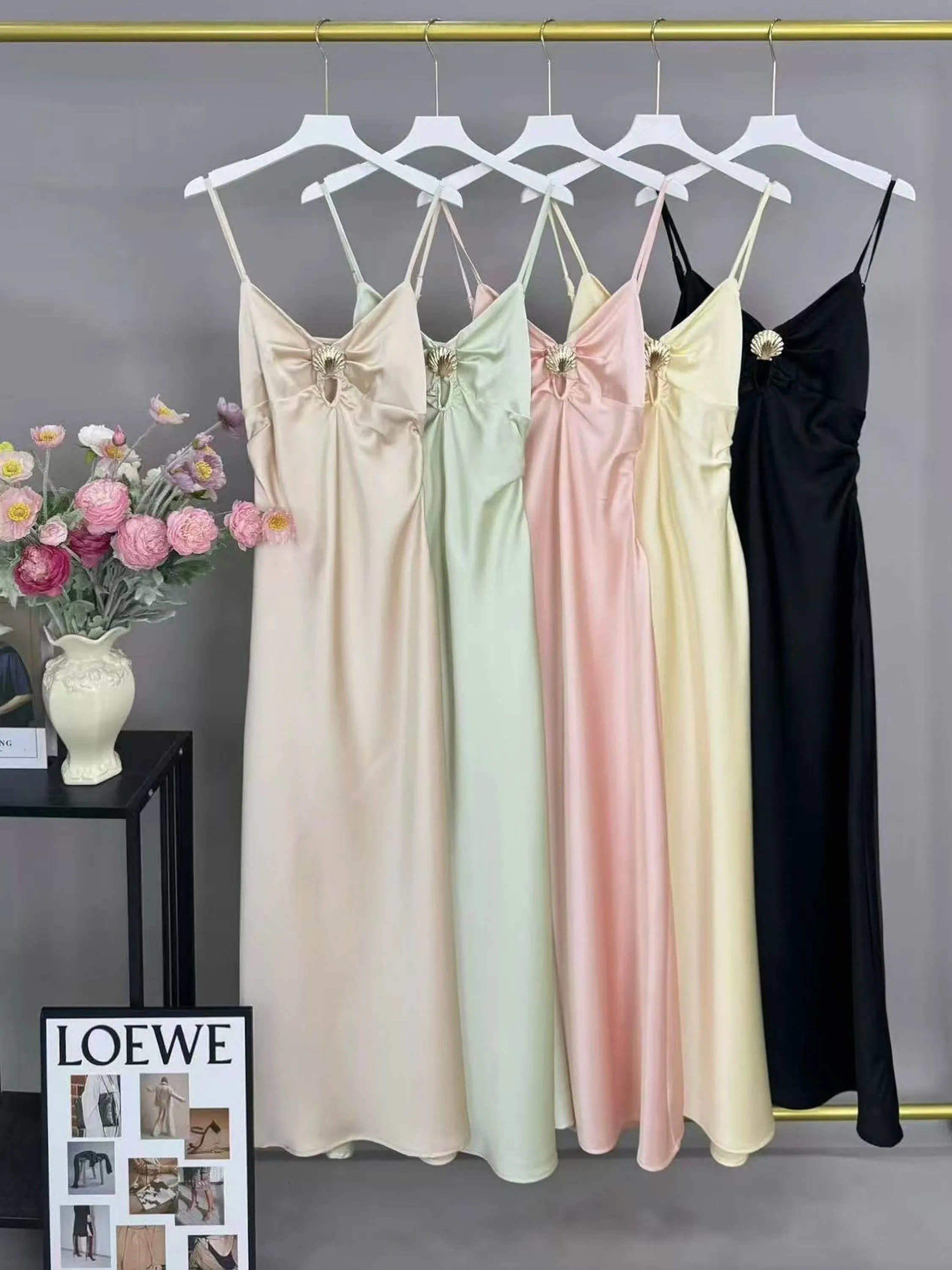 Vestido longo cetim feminino