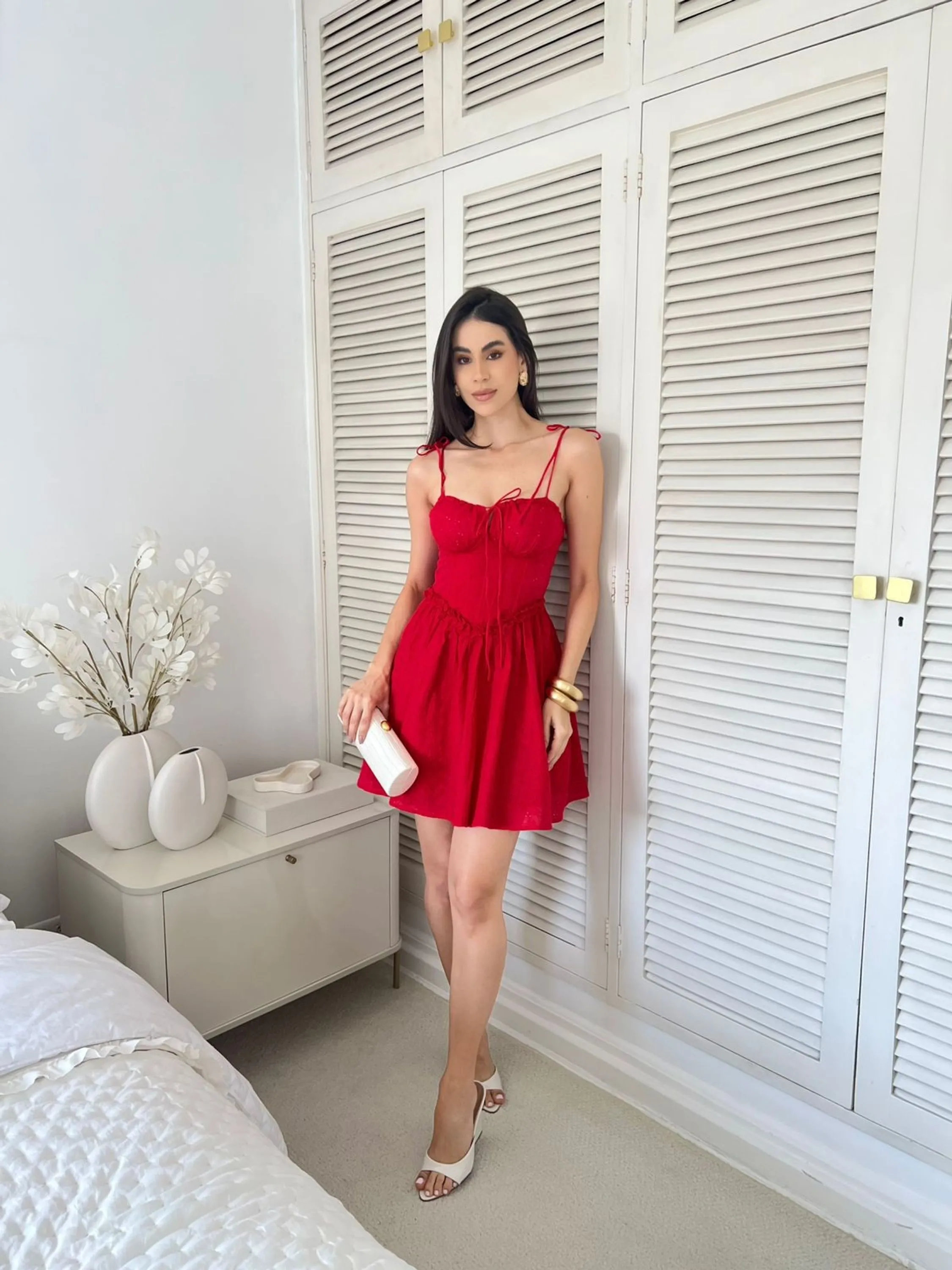 Vestido curto feminina