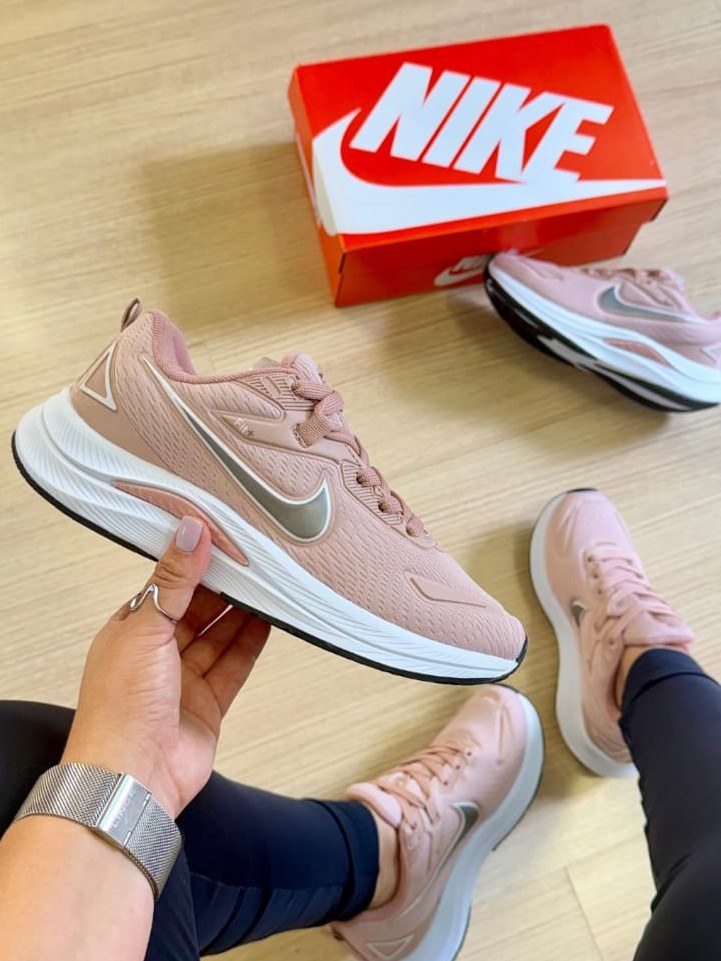 Tênis Nike Fit linha Premium