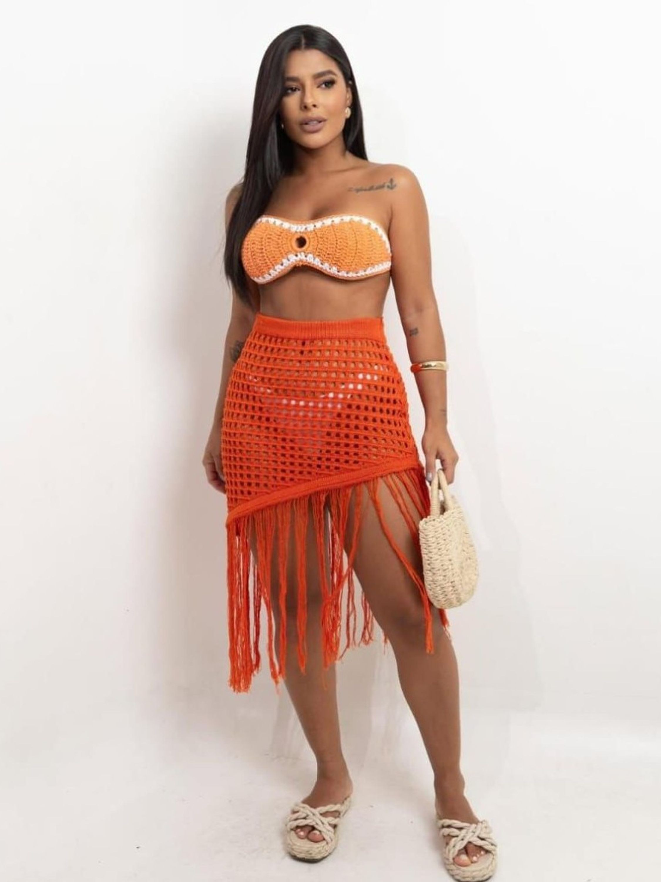 Saia moda praia com franja feminina