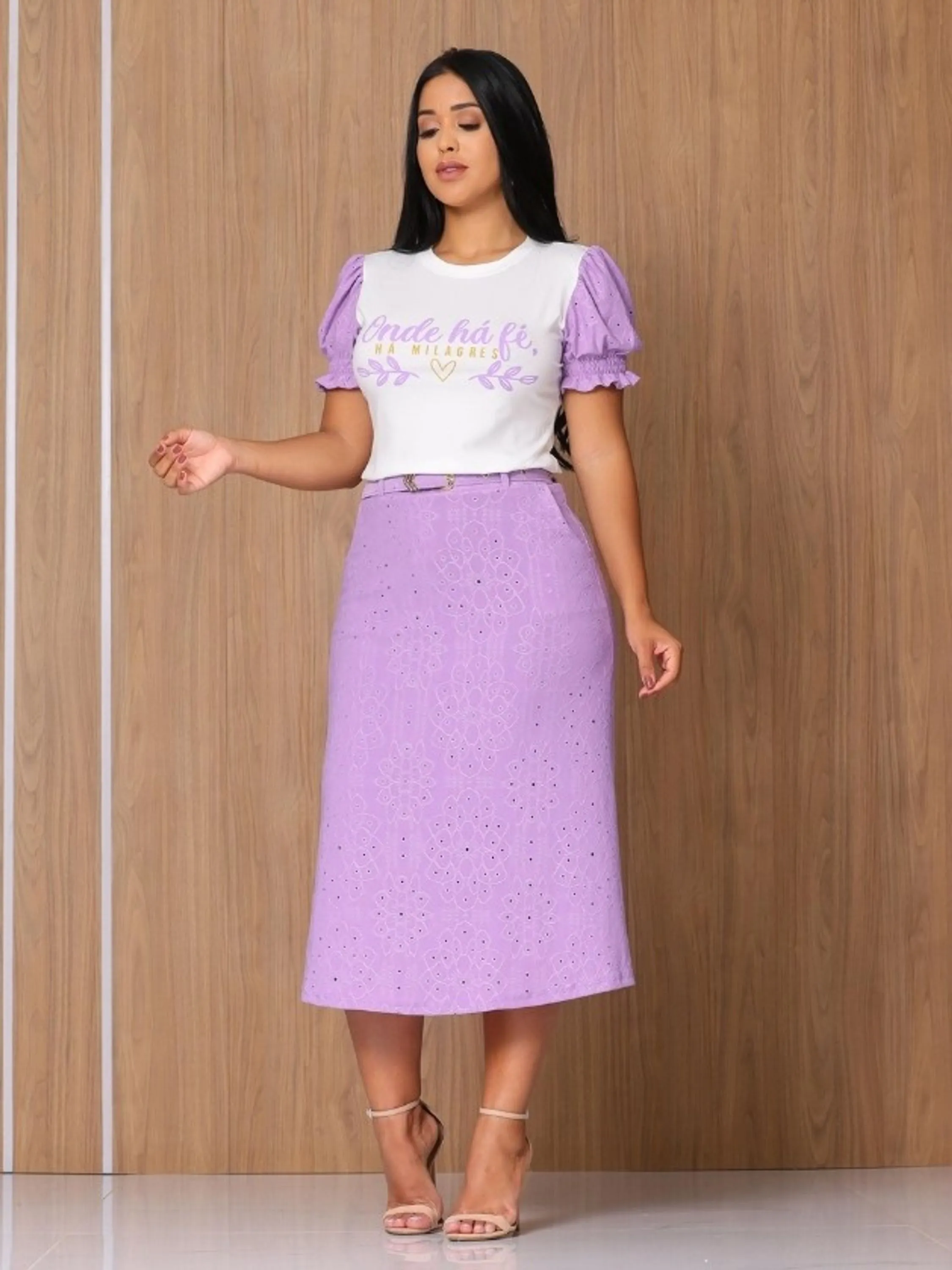 Conjunto feminino blusinha e saia Midi (60)