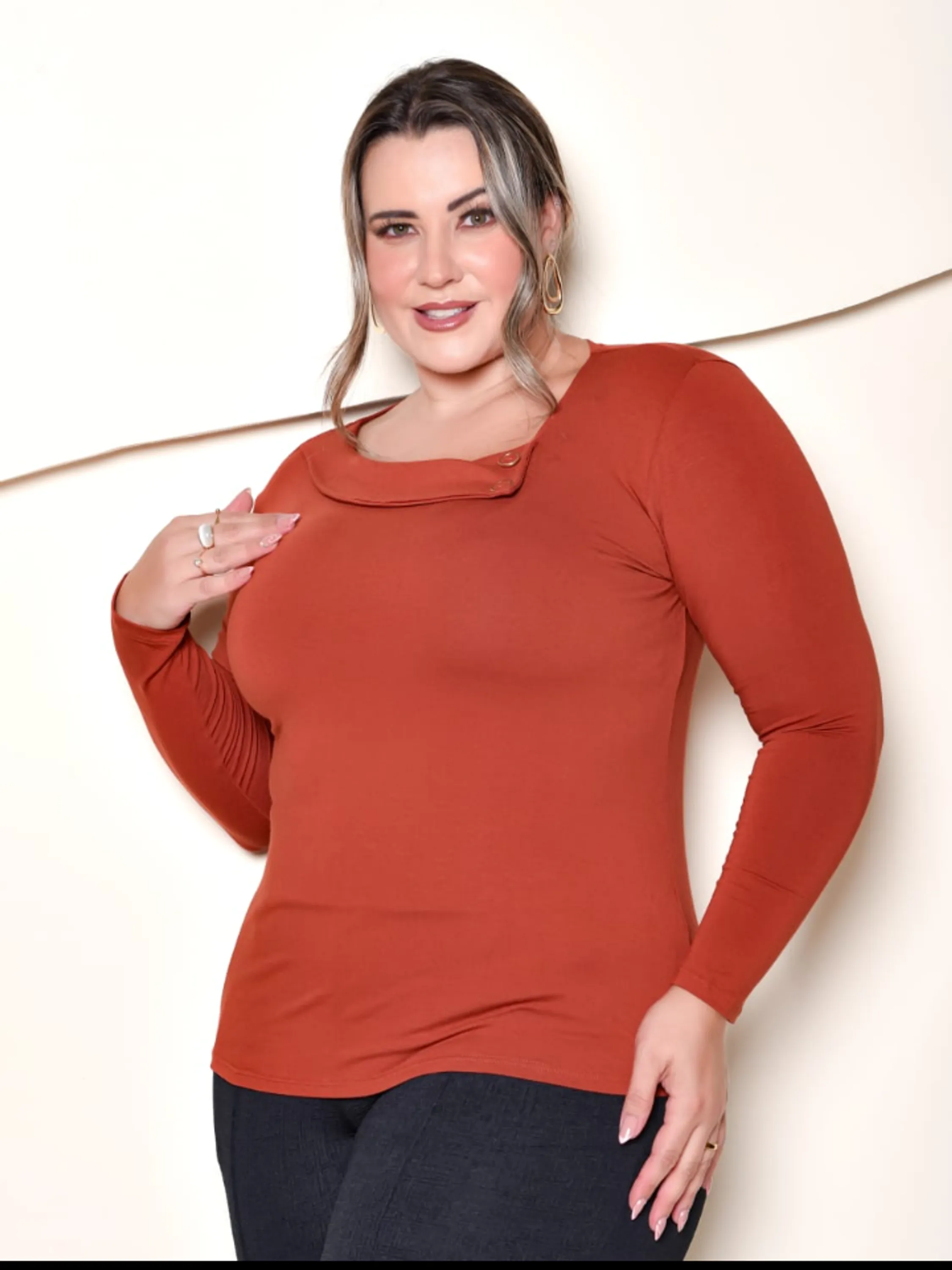 Blusa feminina Plus size manga longa (101)