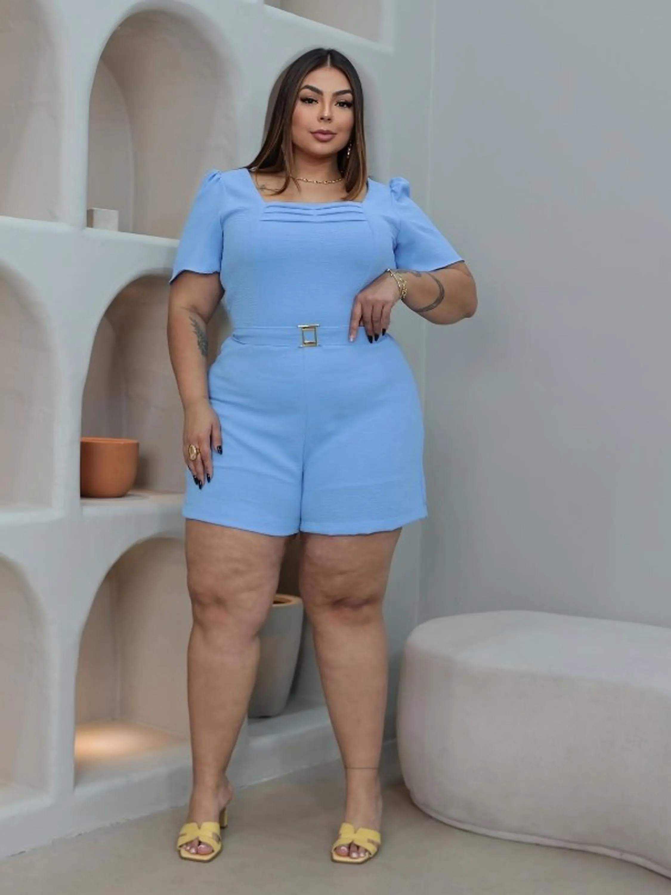 Macaquinho feminino Plus size de shorts (105)