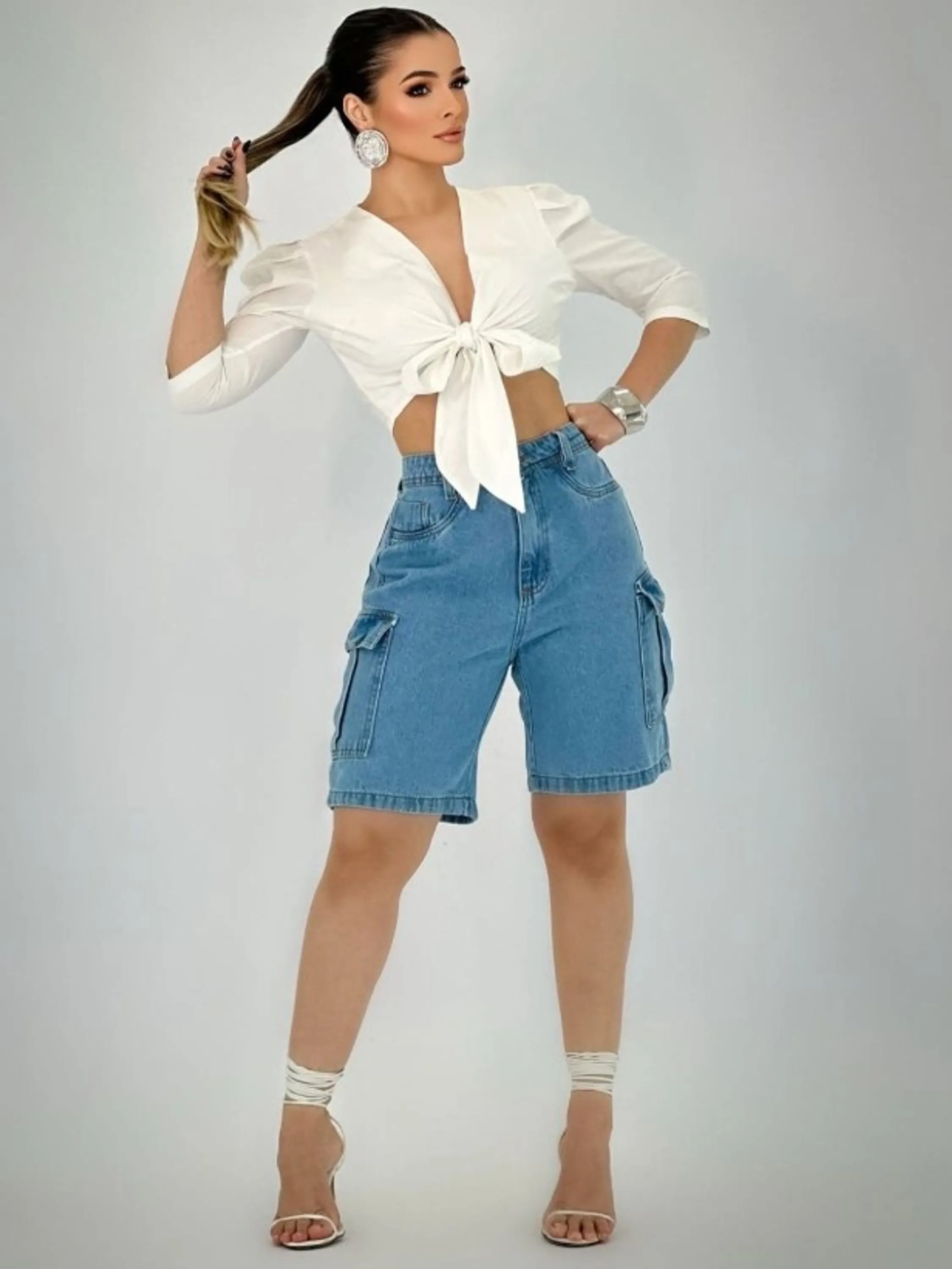 Bermuda Cargo jeans feminina