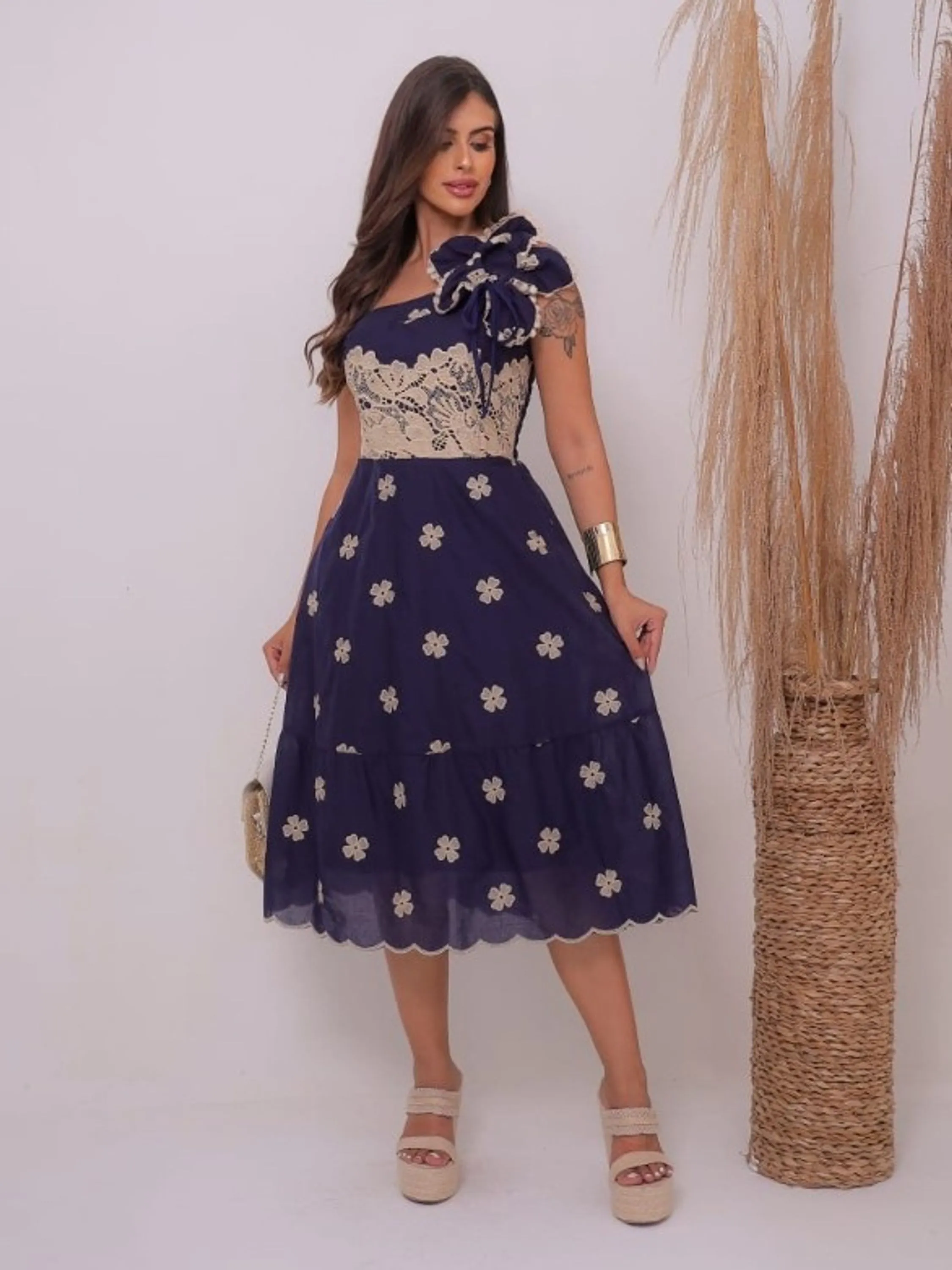 Vestido Midi feminino de lese Bordado (147)