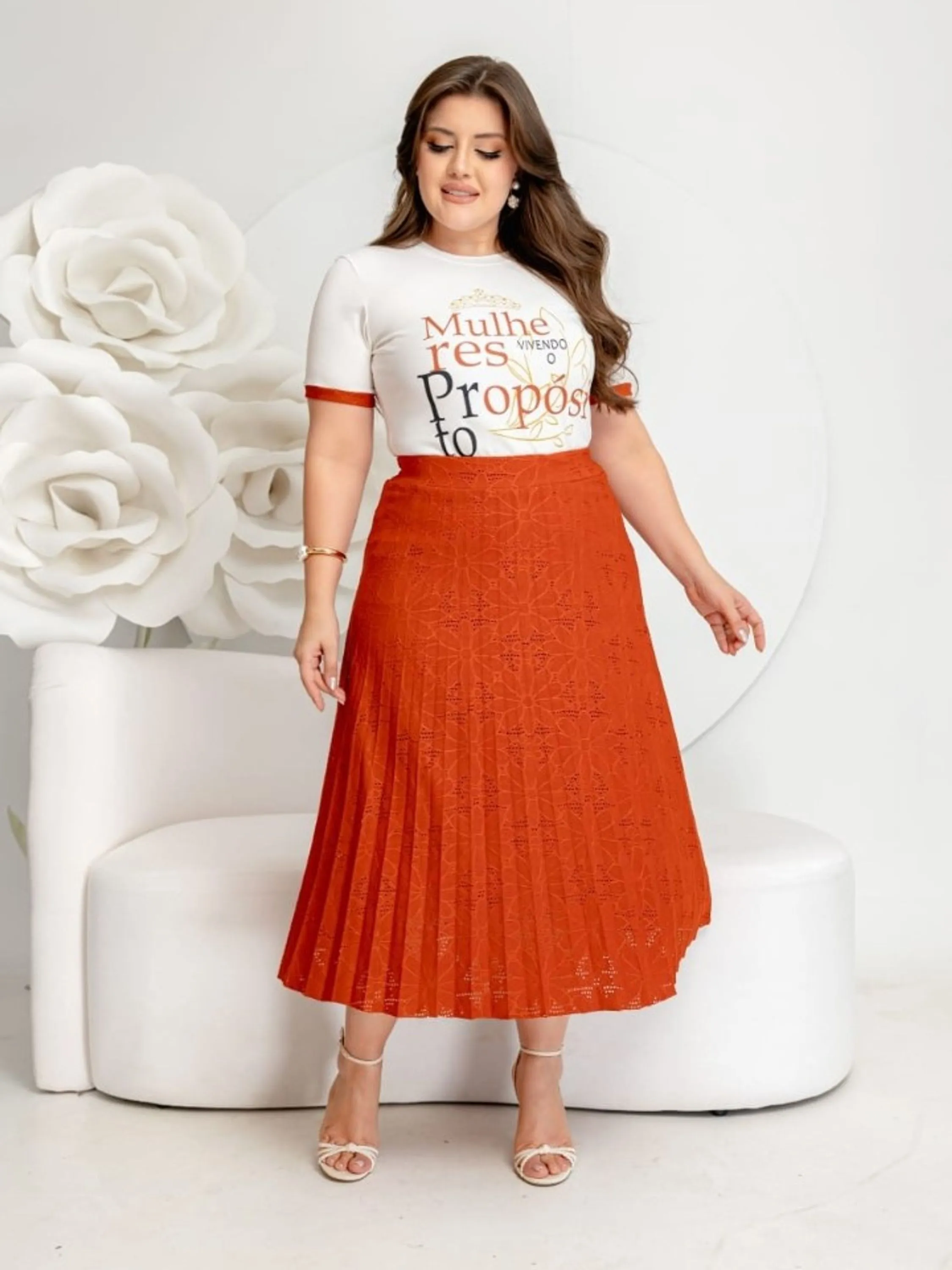 Conjunto feminino de blusinha e saia Midi (60)