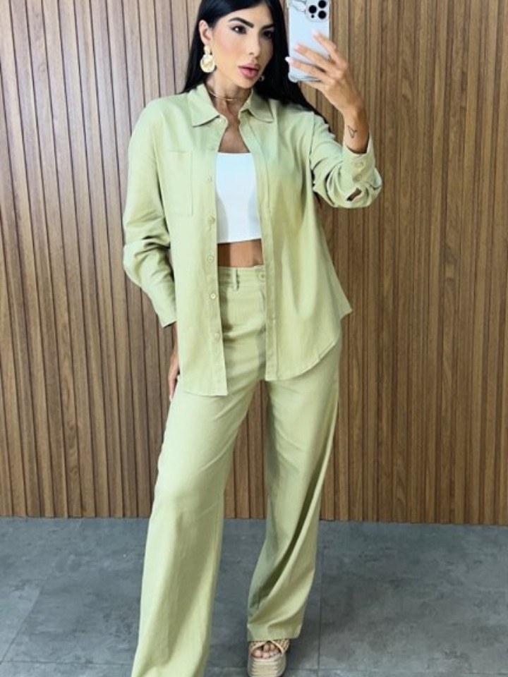 Conjunto feminino Calça pantalona e camisa (104)
