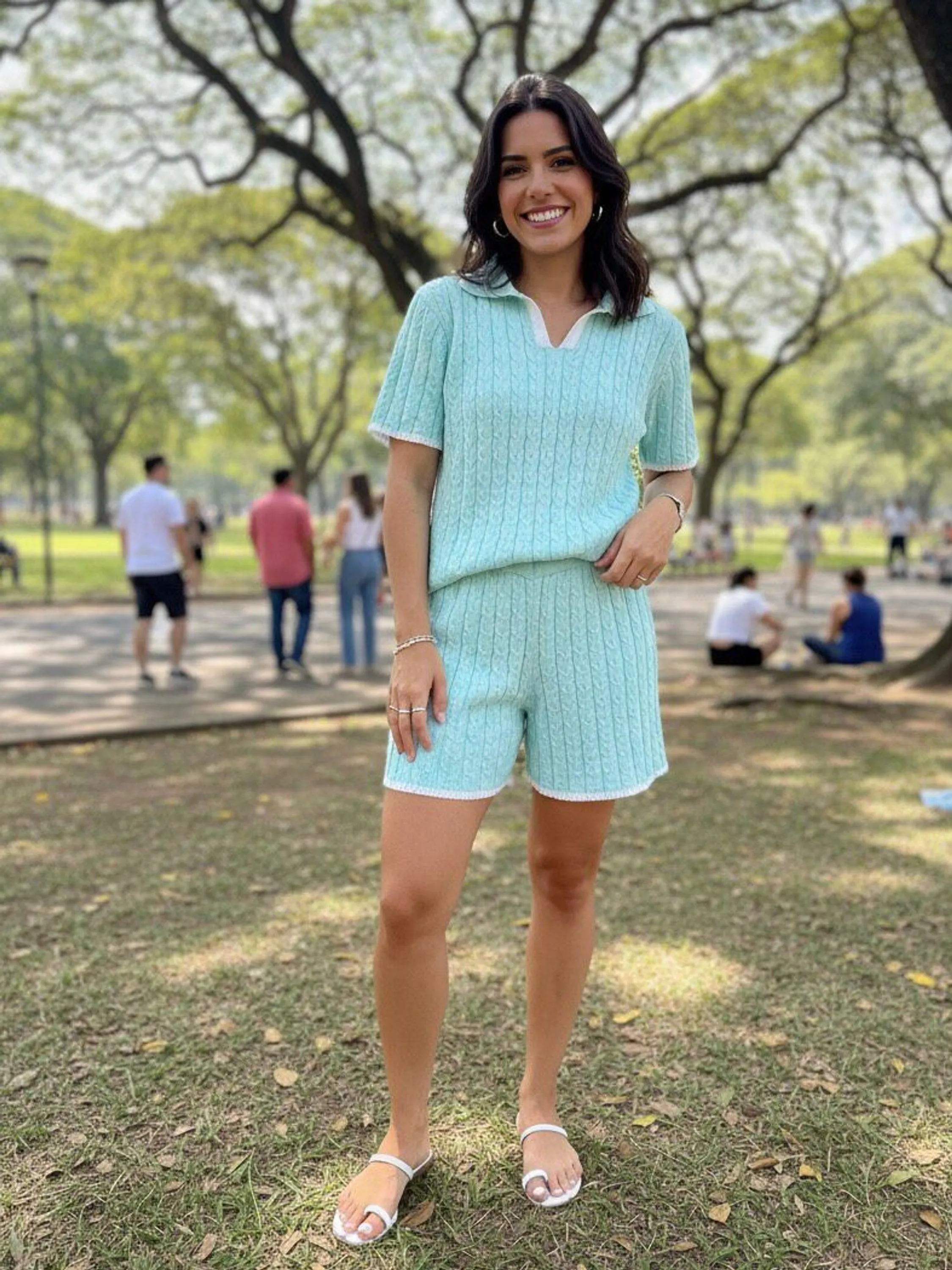 Conjunto feminino shorts e blusinha