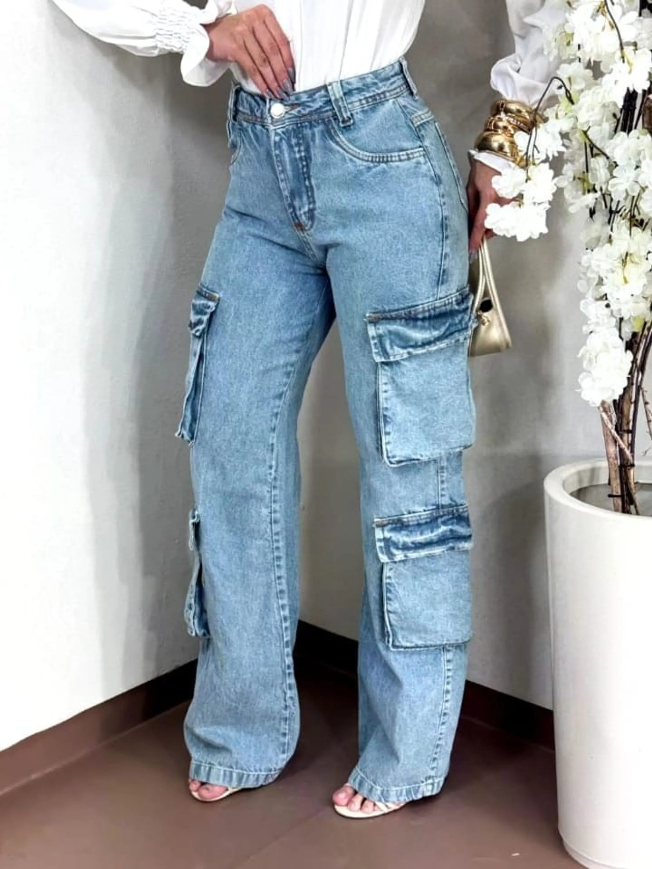 Calça cargo jeans feminina