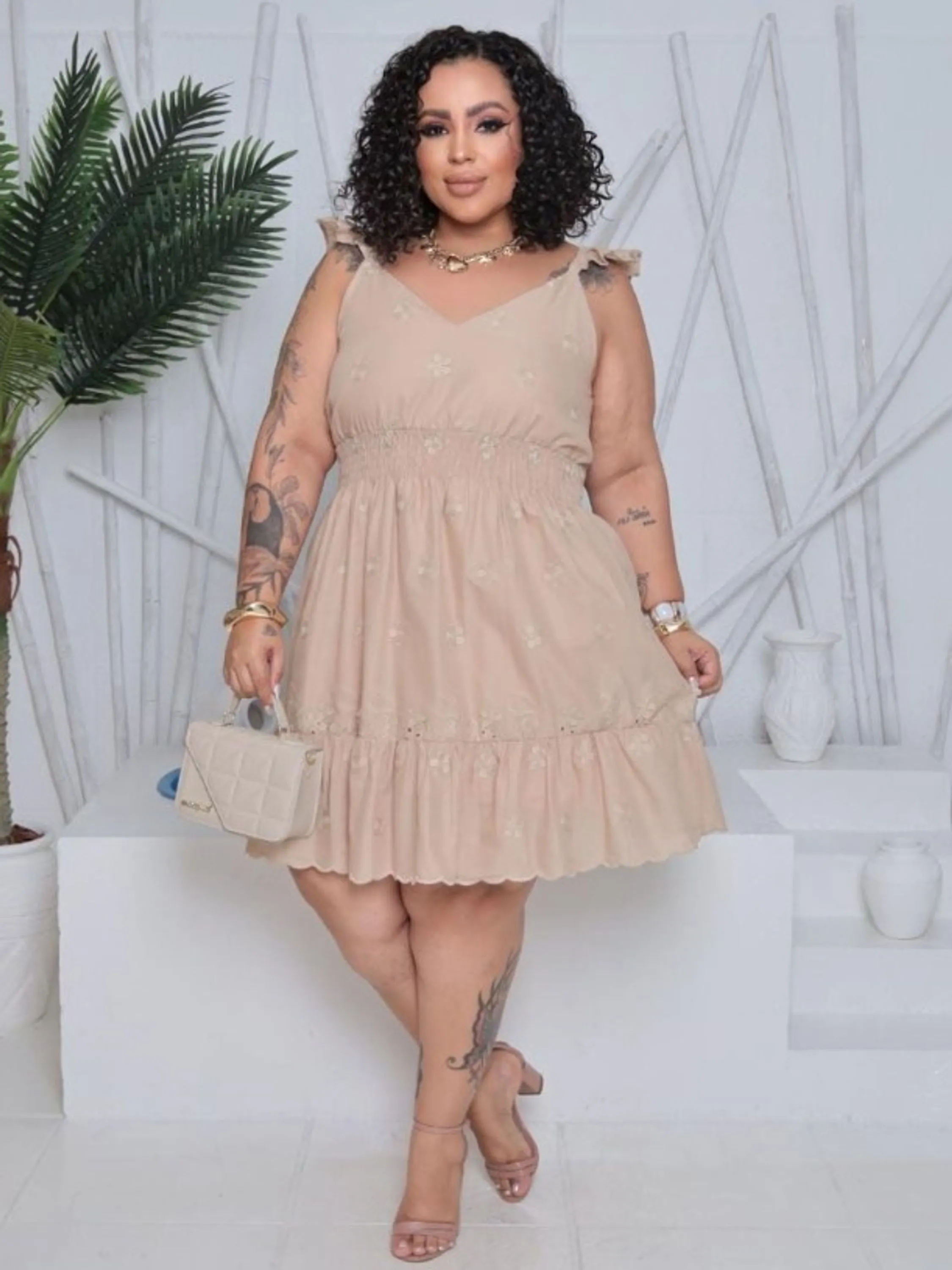 Vestido feminino Plus size curto (129)