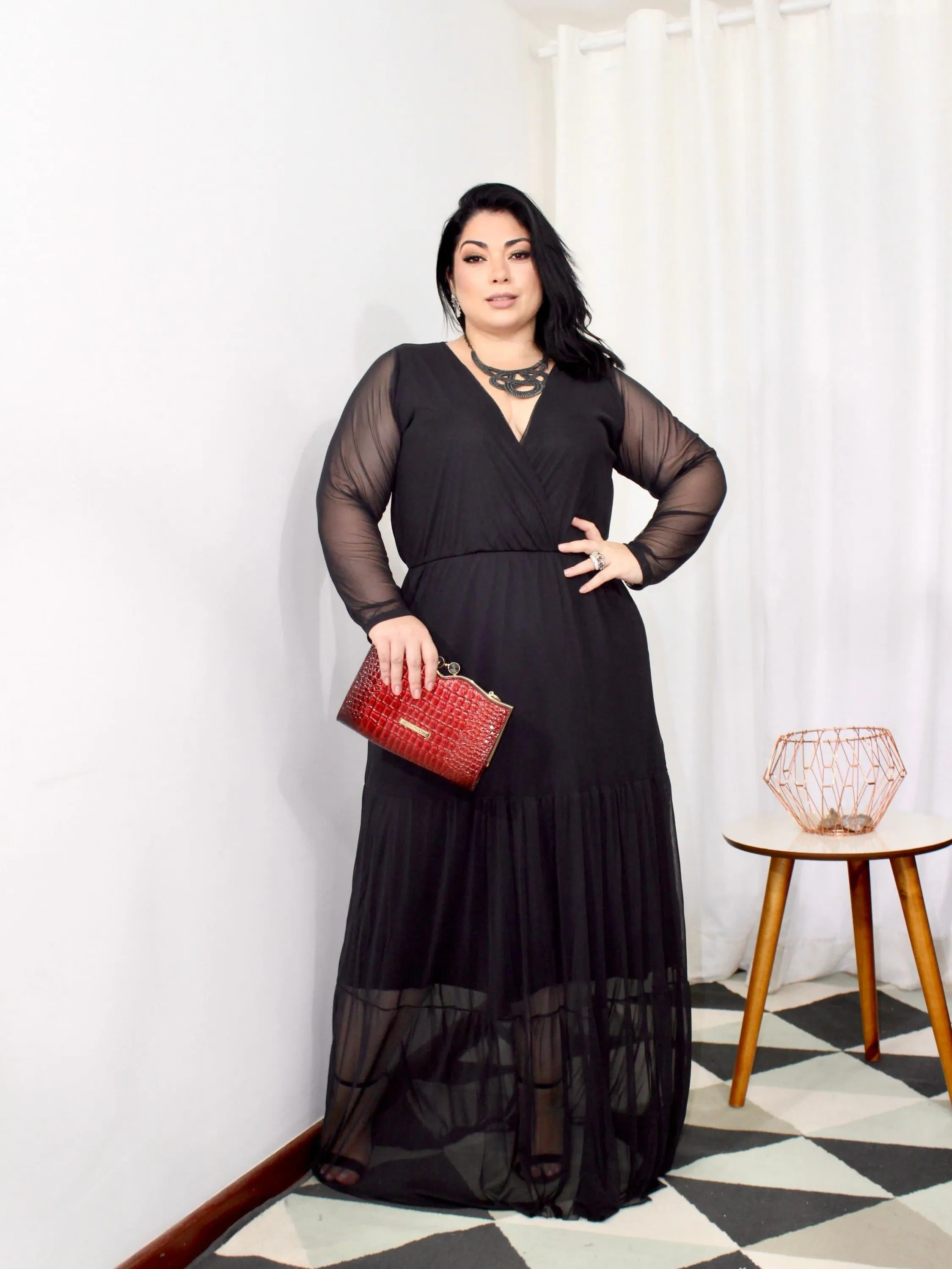 Vestido longo de tule plus size