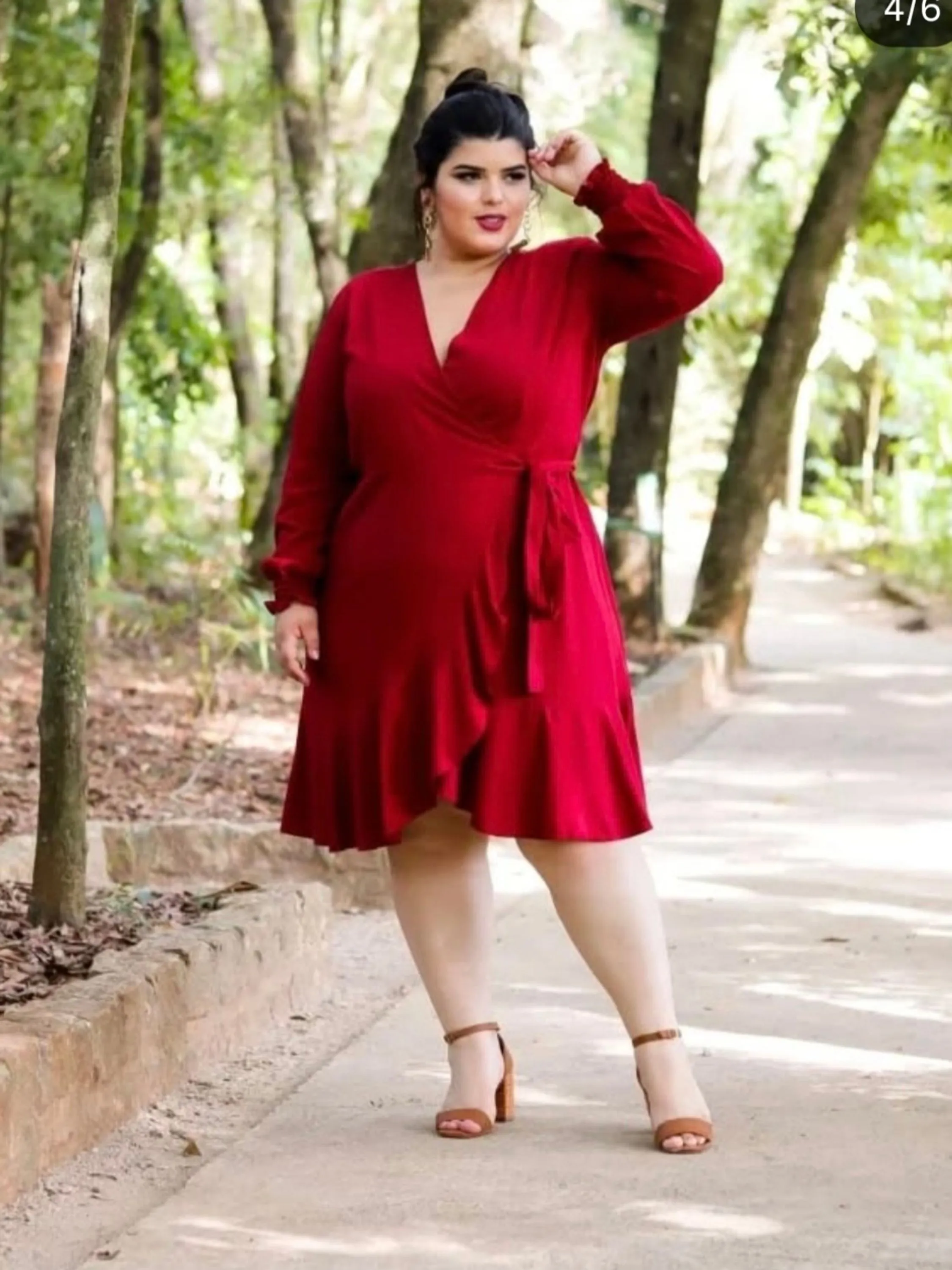 Vestido envelope curto manga longa
