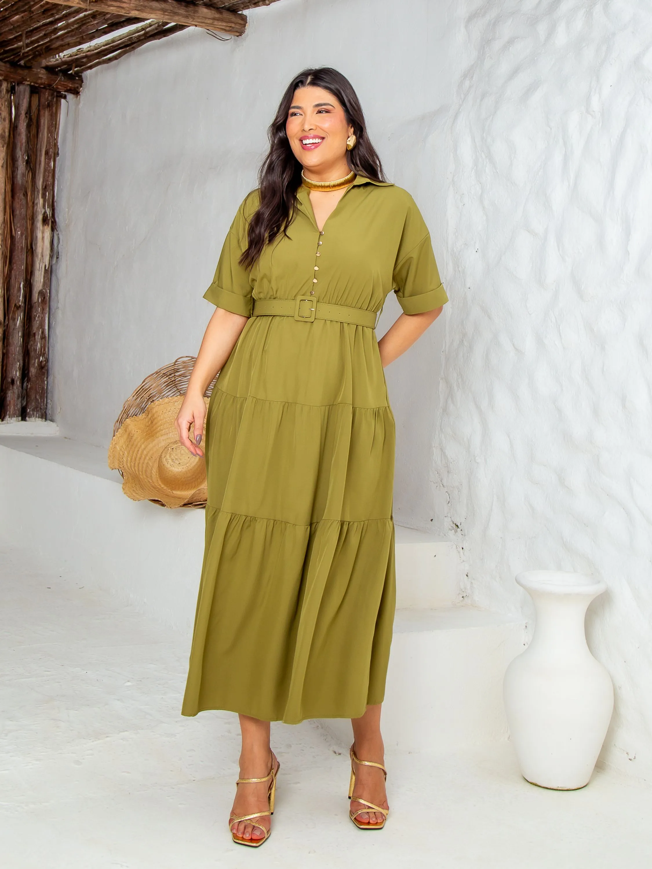 PL710: VESTIDO PLUS SIZE FEMININO MANGA CURTA MIDI COM CINTO E SAIA EVASE EM CREPE ELEGANTE COM FORRO