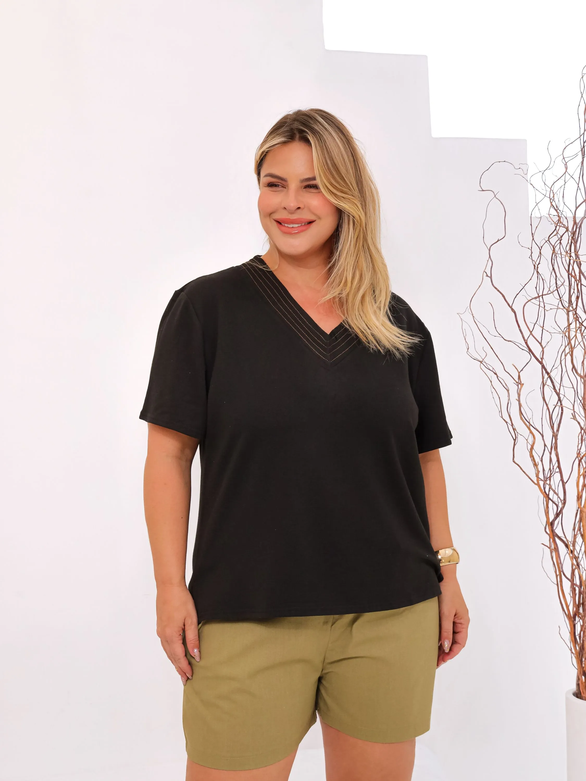 PL817 -  Blusa Essencial Ar PLUS SIZE