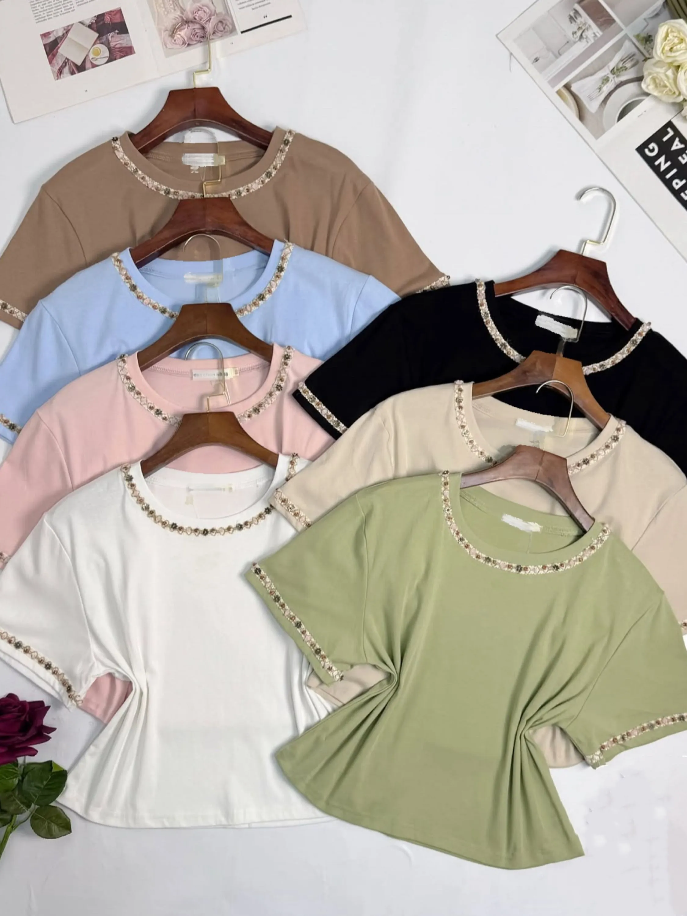 Blusa de cropped com bordado importado pedro ji