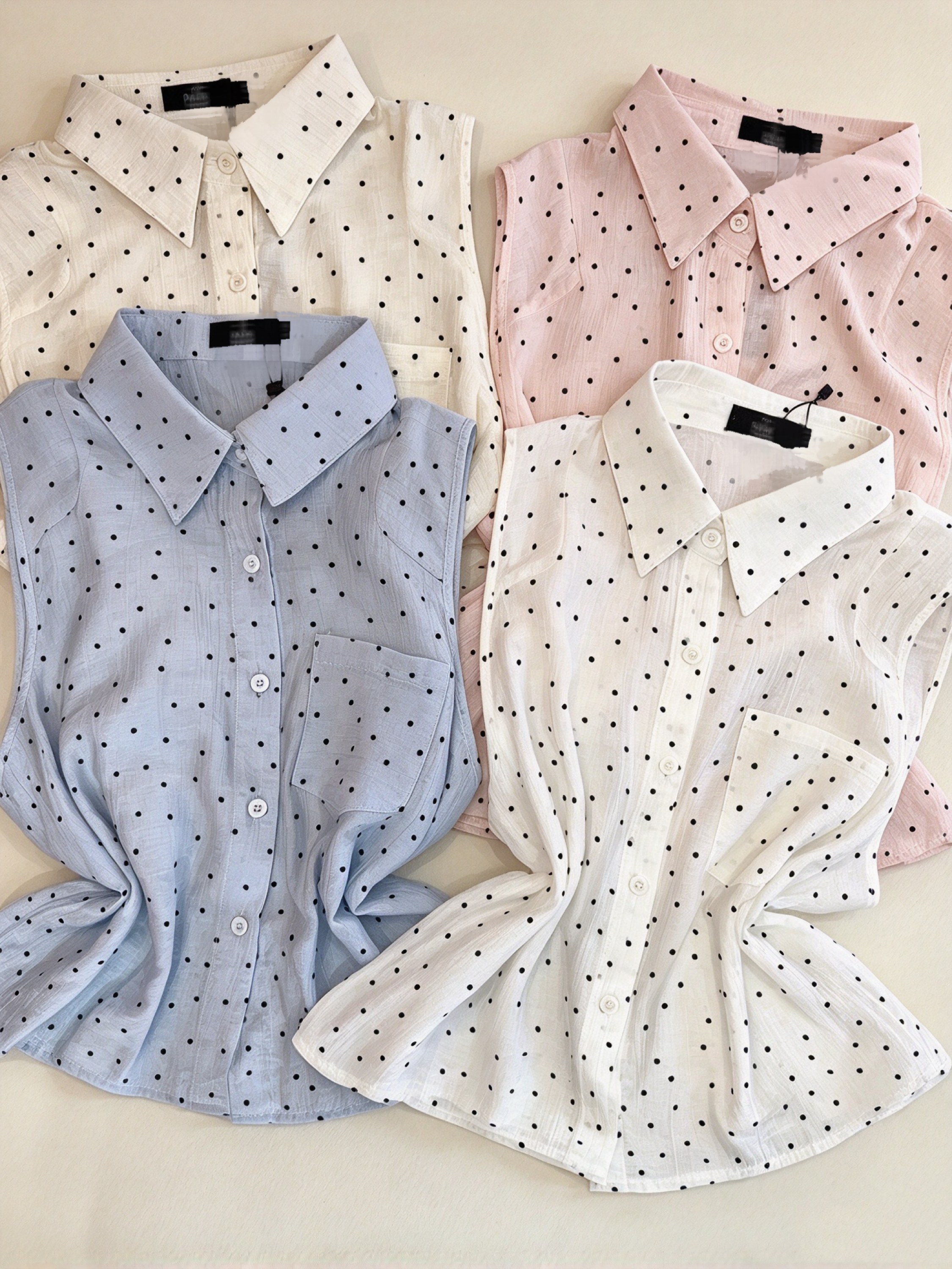 Blusa de cropped bolinha importado pedro ji