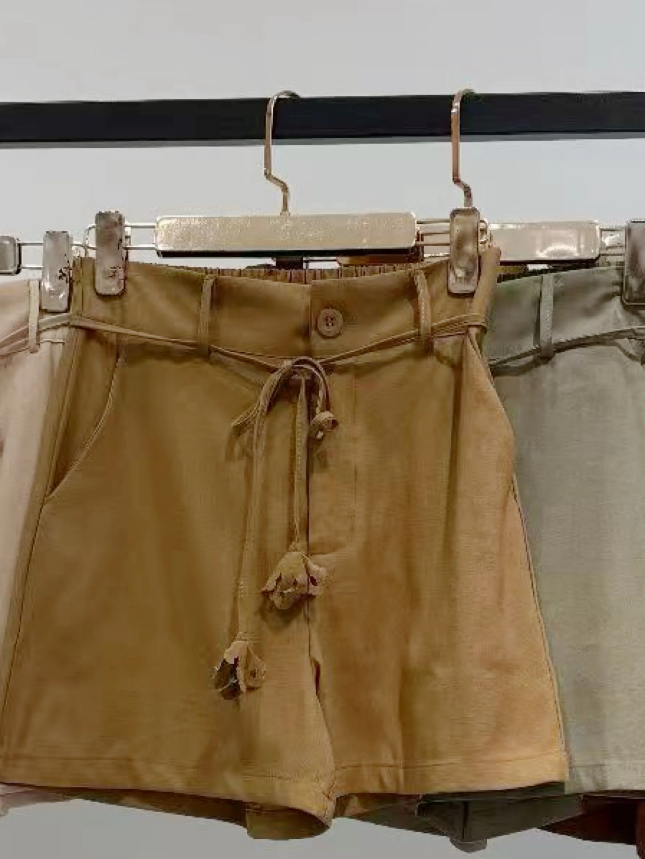 Short com cinto marrant importado pedro ji