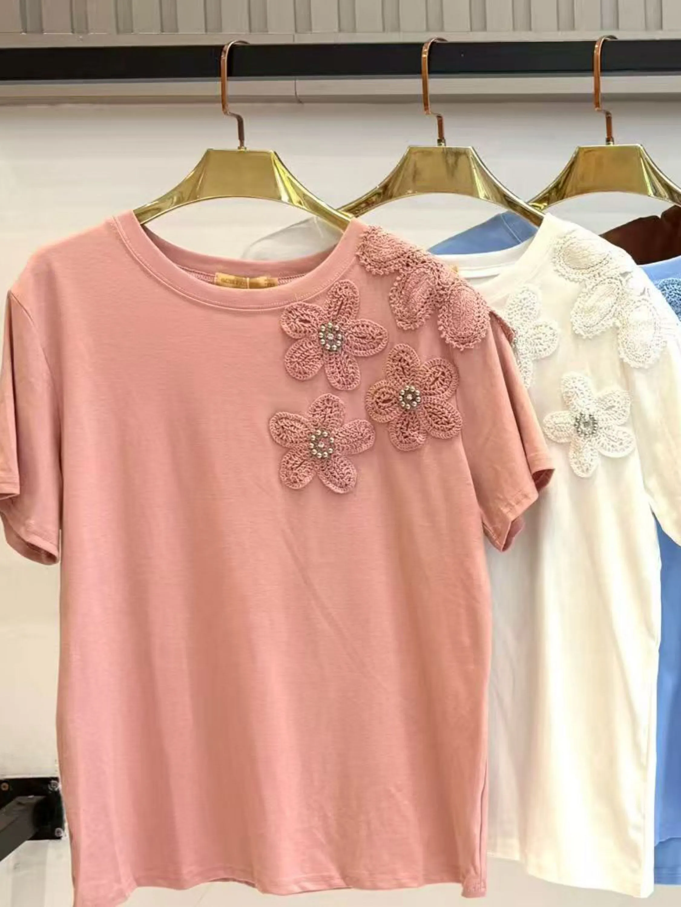 Blusa de algodão com bordado (Plus) importado pedro ji