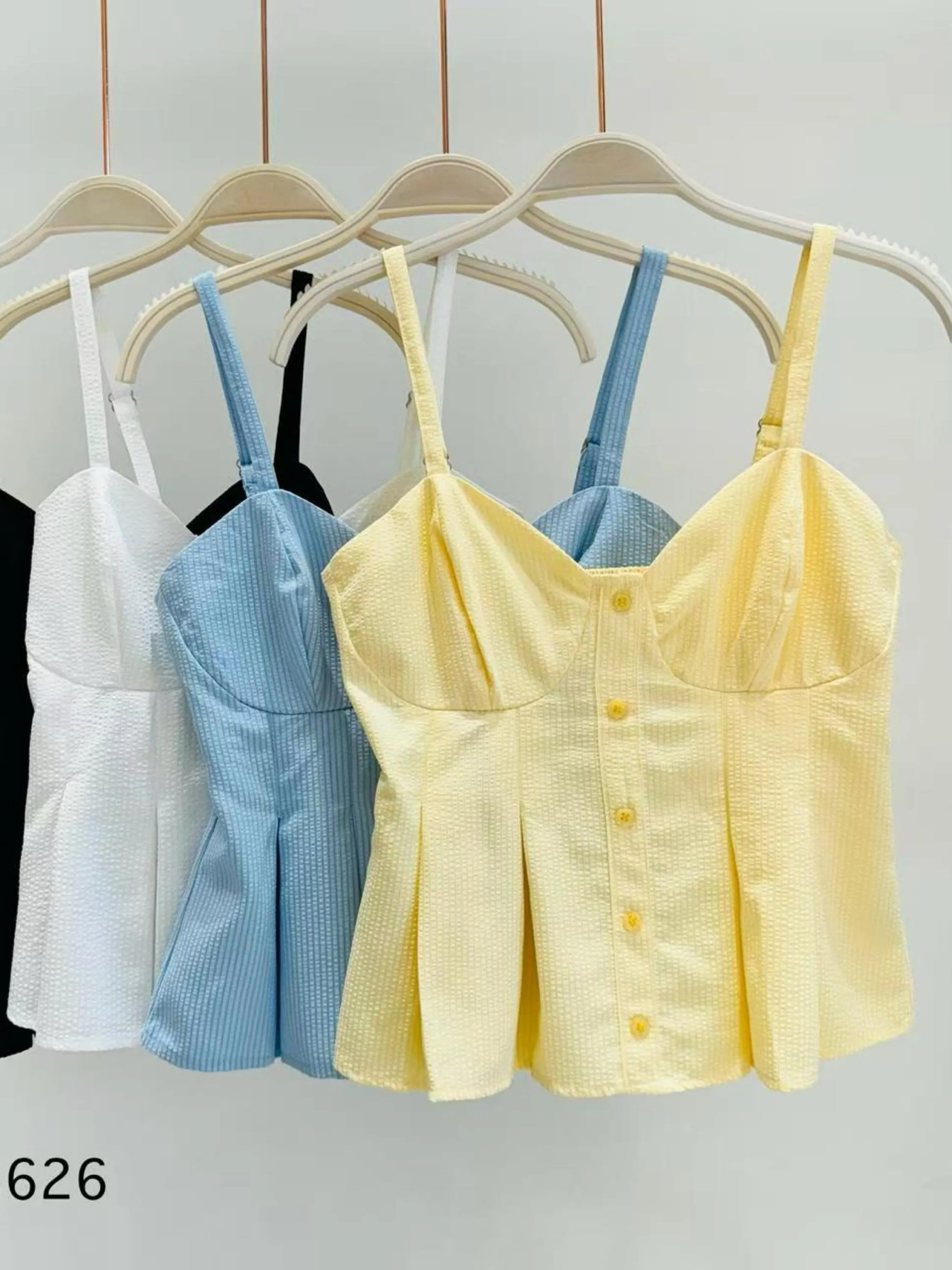 Blusa de cropped trás com elástico importado pedro ji