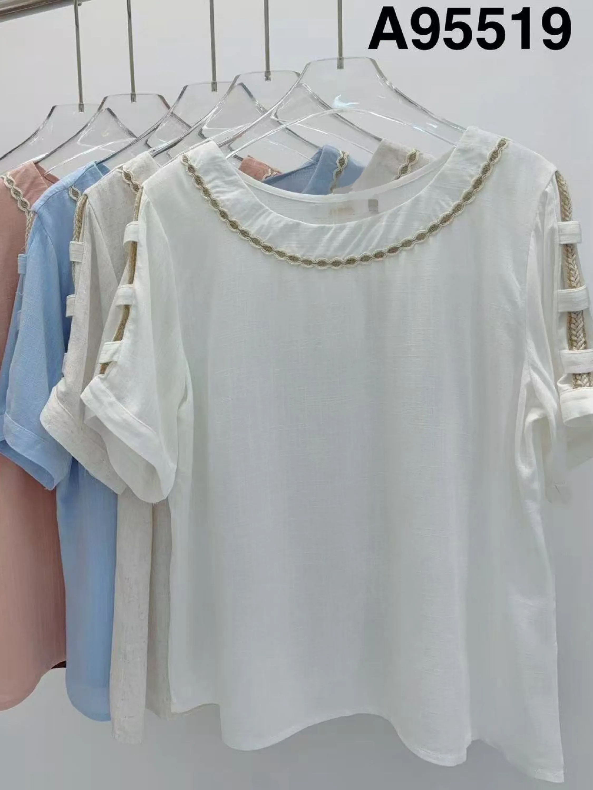 Blusa de linho com bordado importado pedro ji