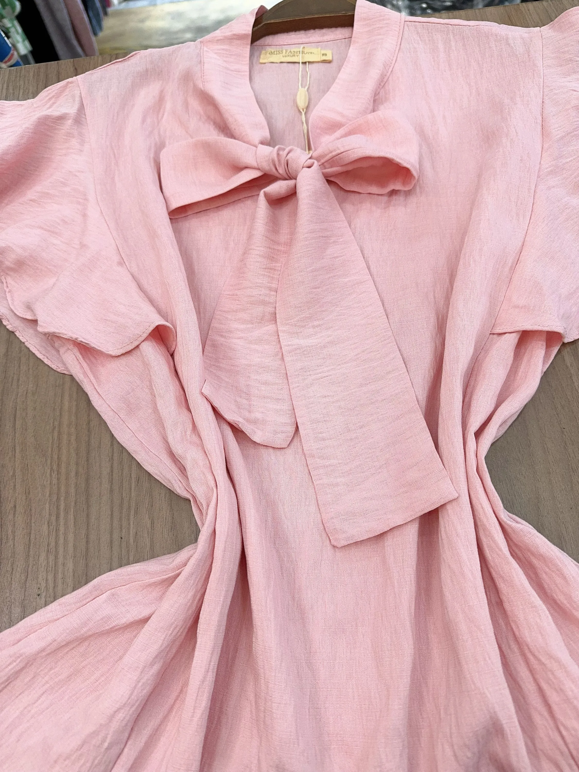 Blusa frete com amarrar importado pedro ji