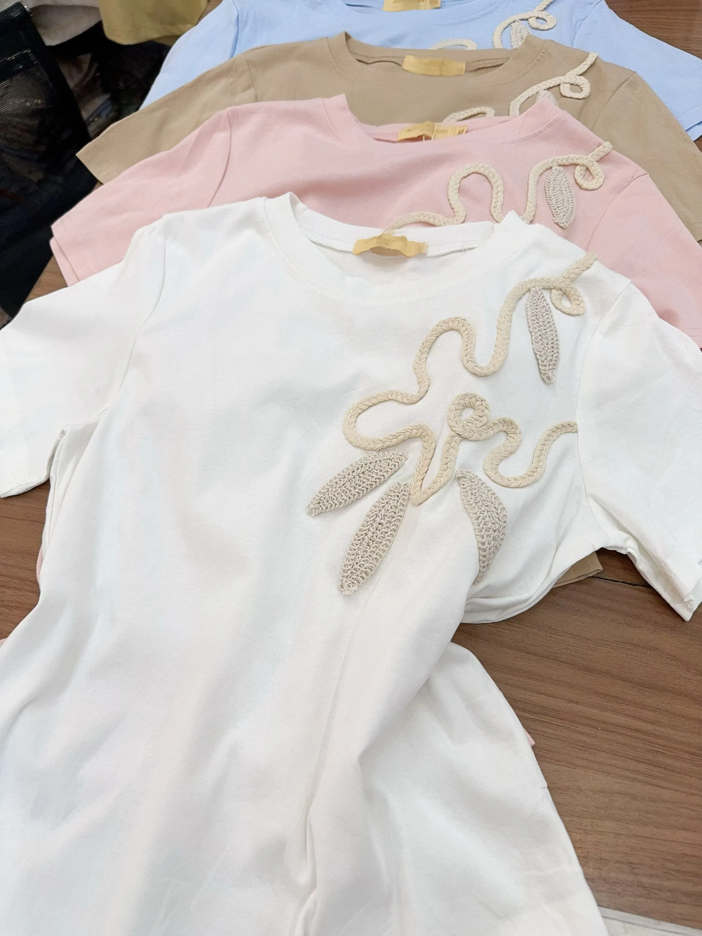 Blusa de algodão com bordado importado pedro ji