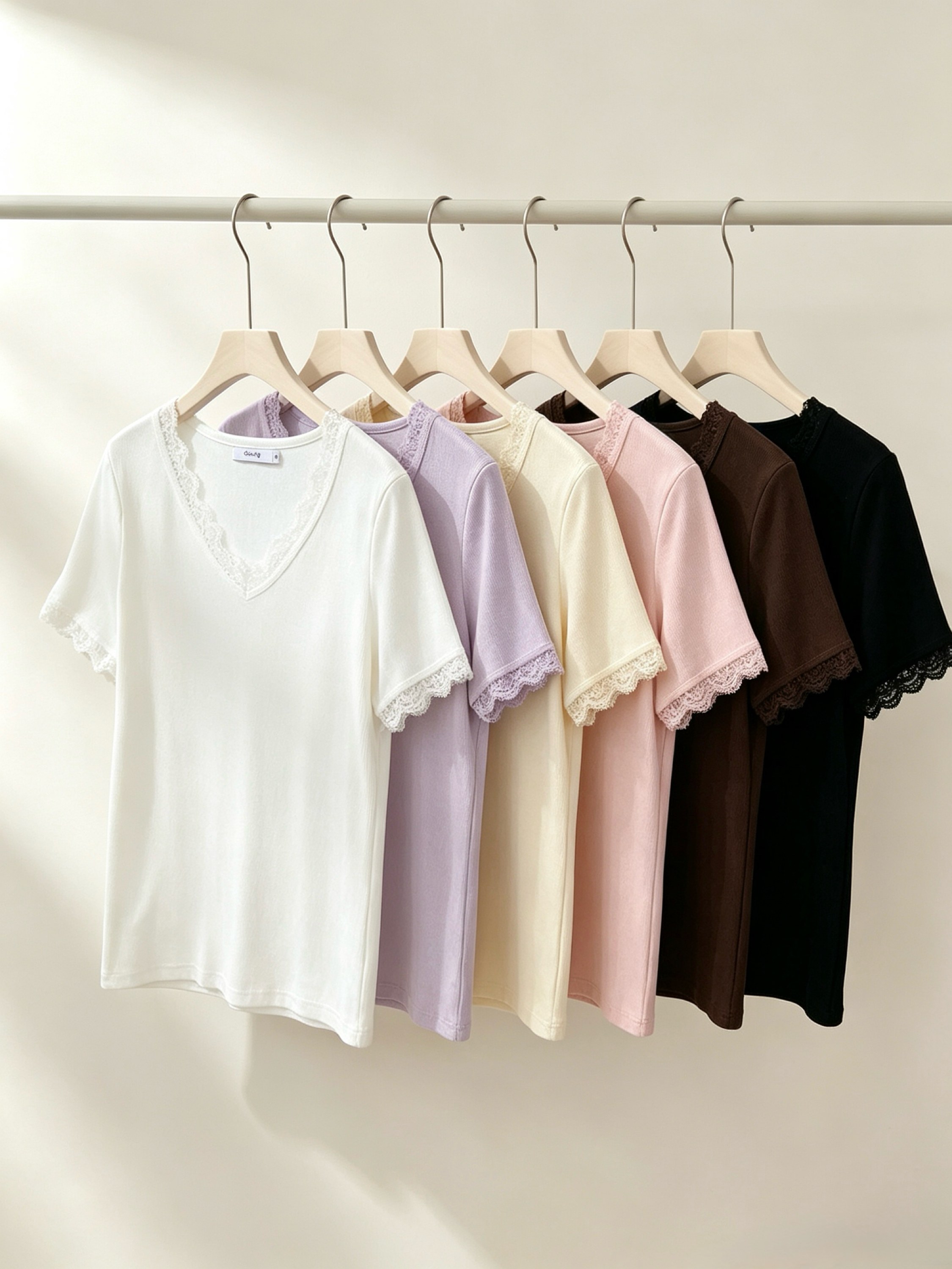 Blusa de canelada gola V com renda importado Pedro ji