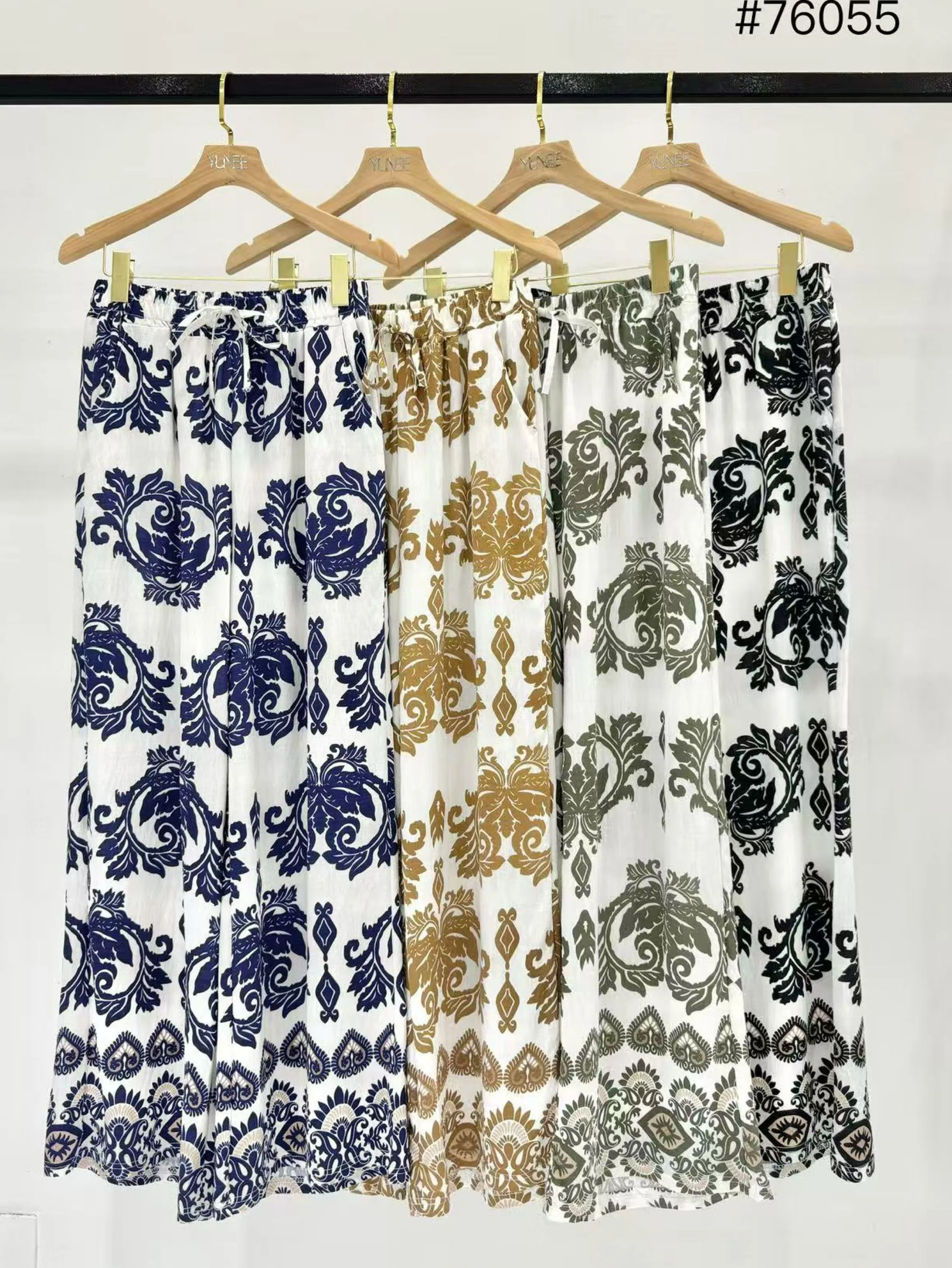 Calça de pantalona estampado importado pedro ji