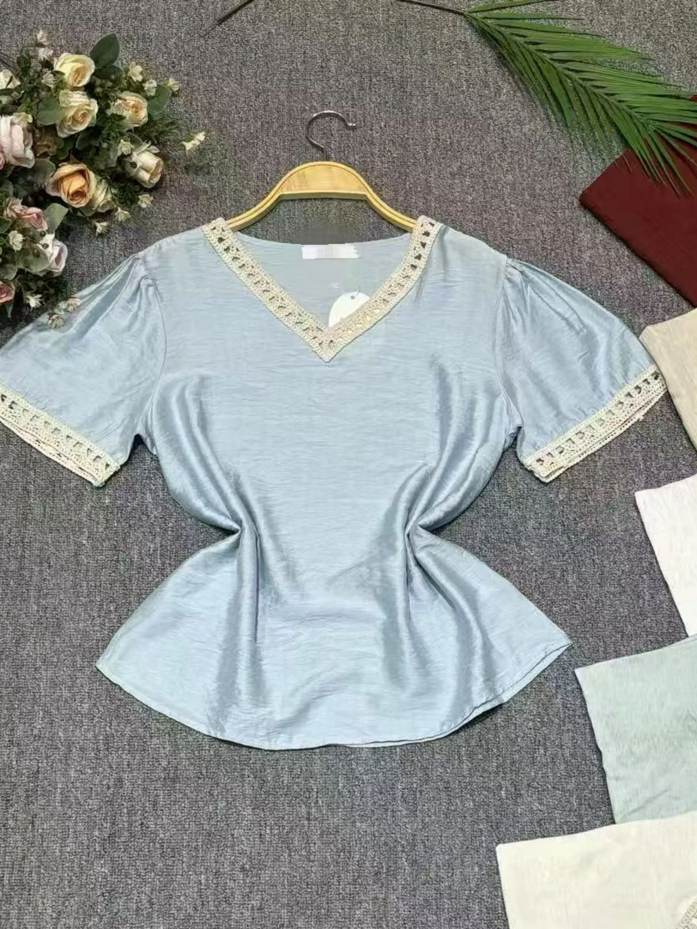 Blusa com bordado importado pedro ji