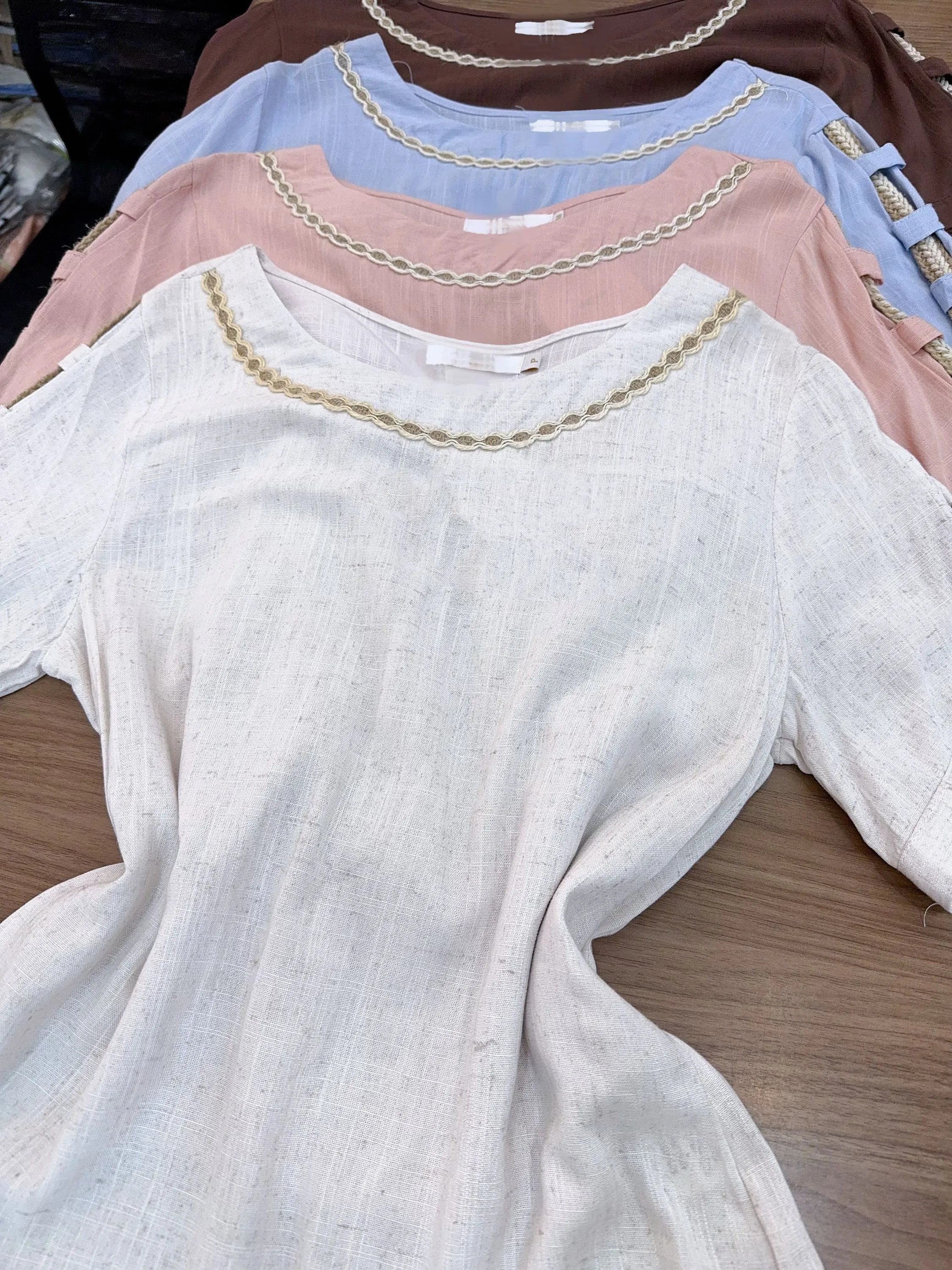 Blusa de linho com bordado importado pedro ji