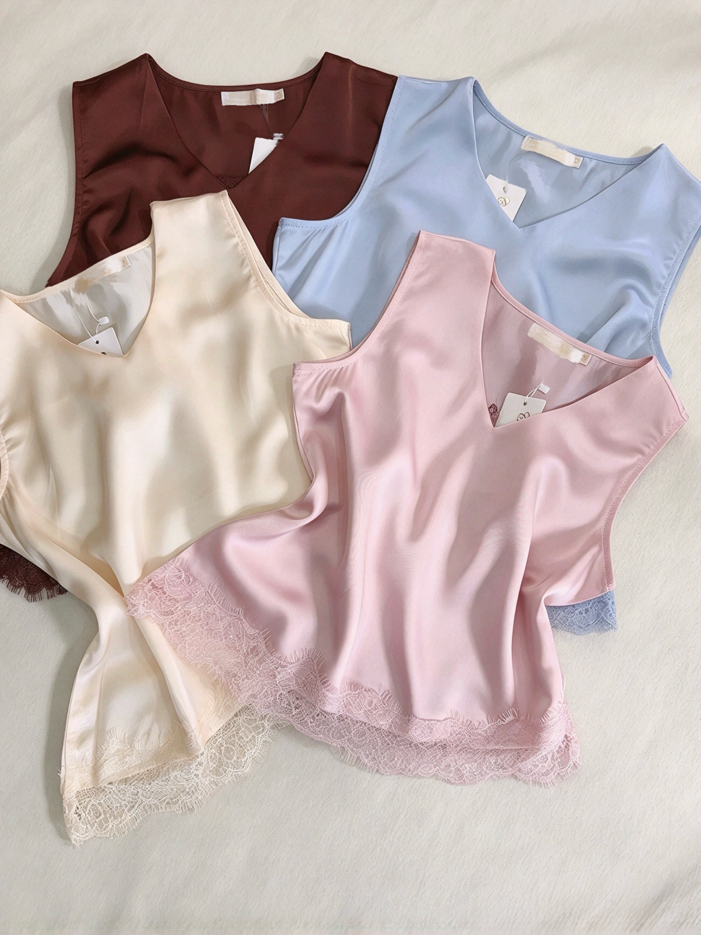 Blusa de cropped com renda importado Pedro ji