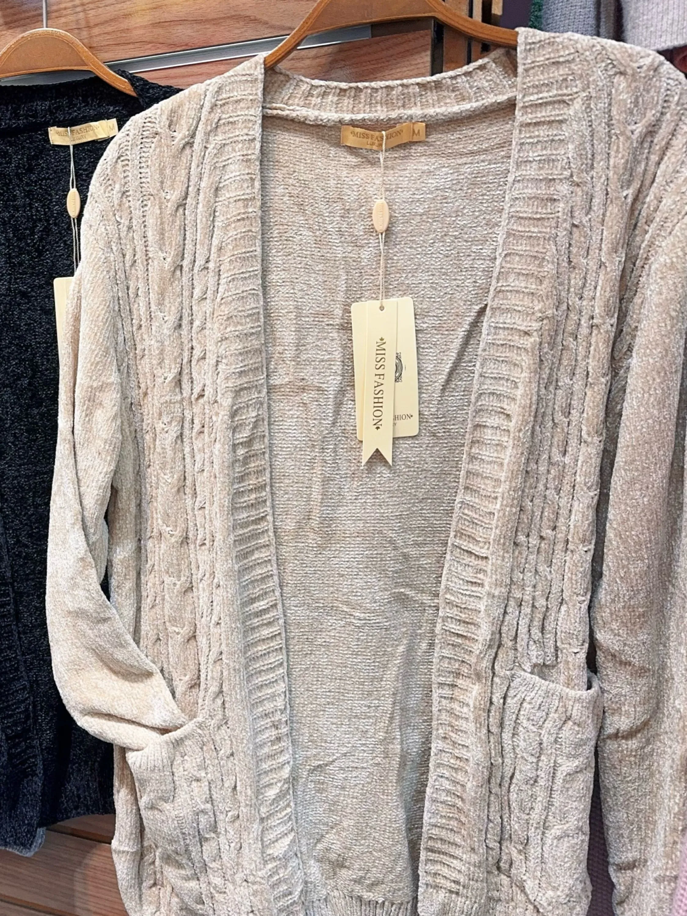 Cardigan de chenille importado pedro ji