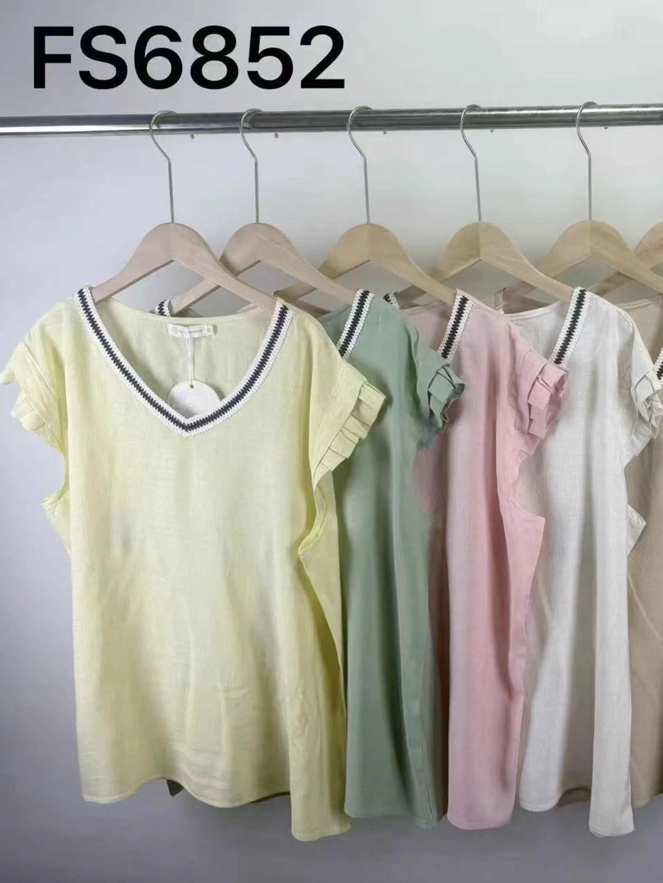 Blusa de gola V linho plus (G1-G3) importado pedro ji
