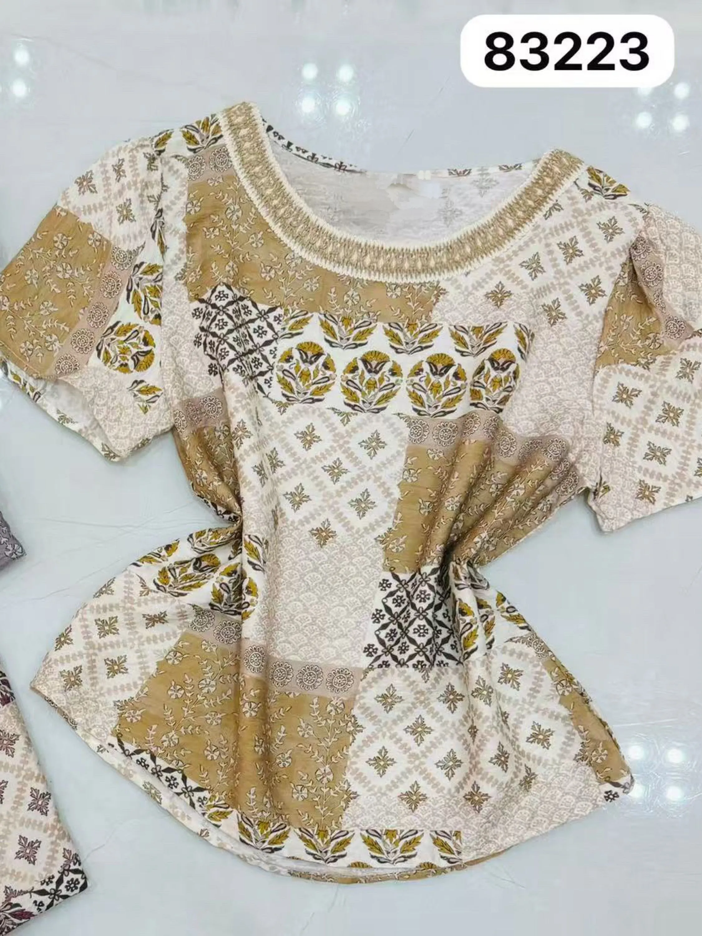 Blusa de estampado com bordado importado pedro ji