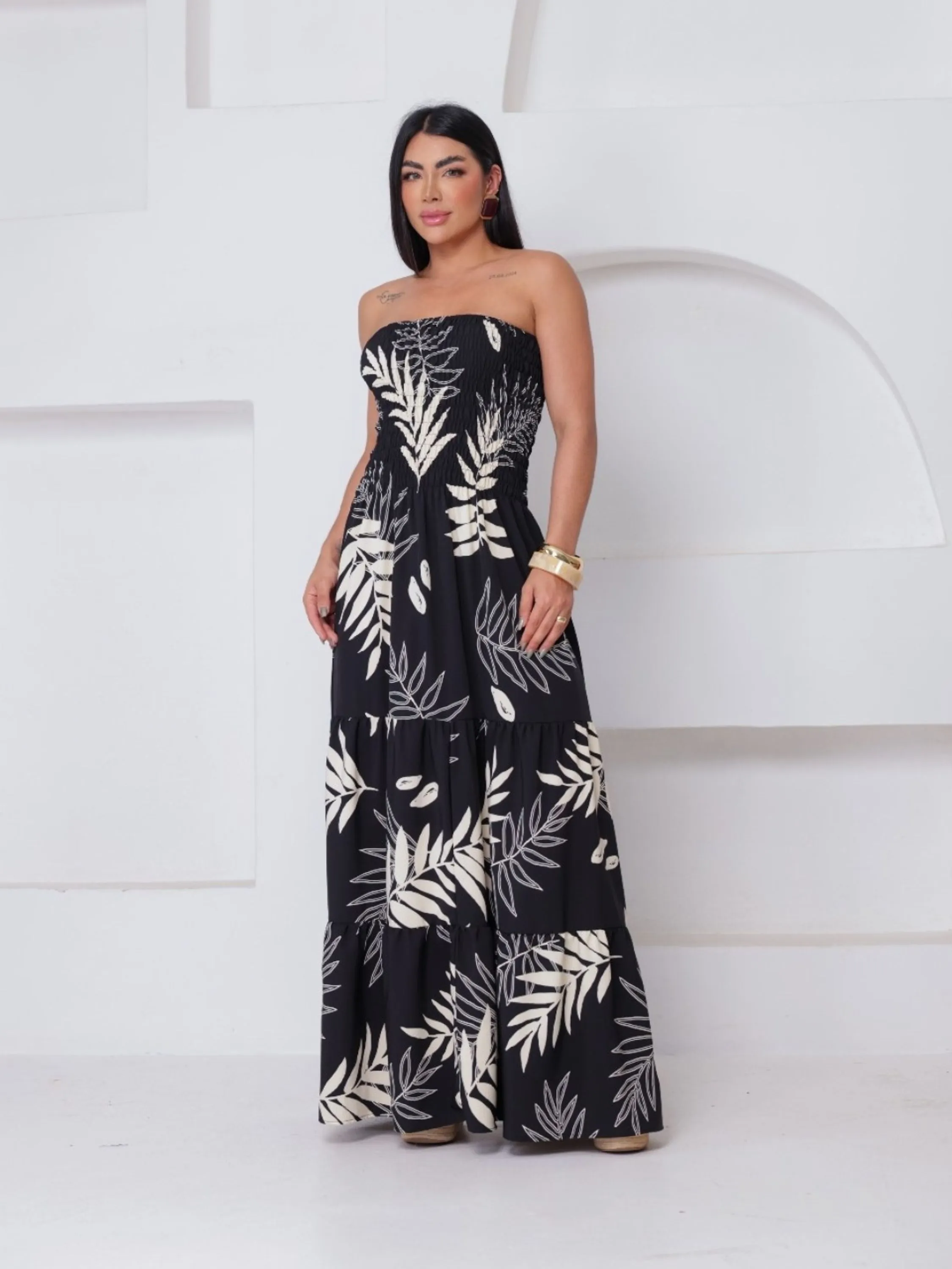 Vestido crepinho floral tomara que caia
