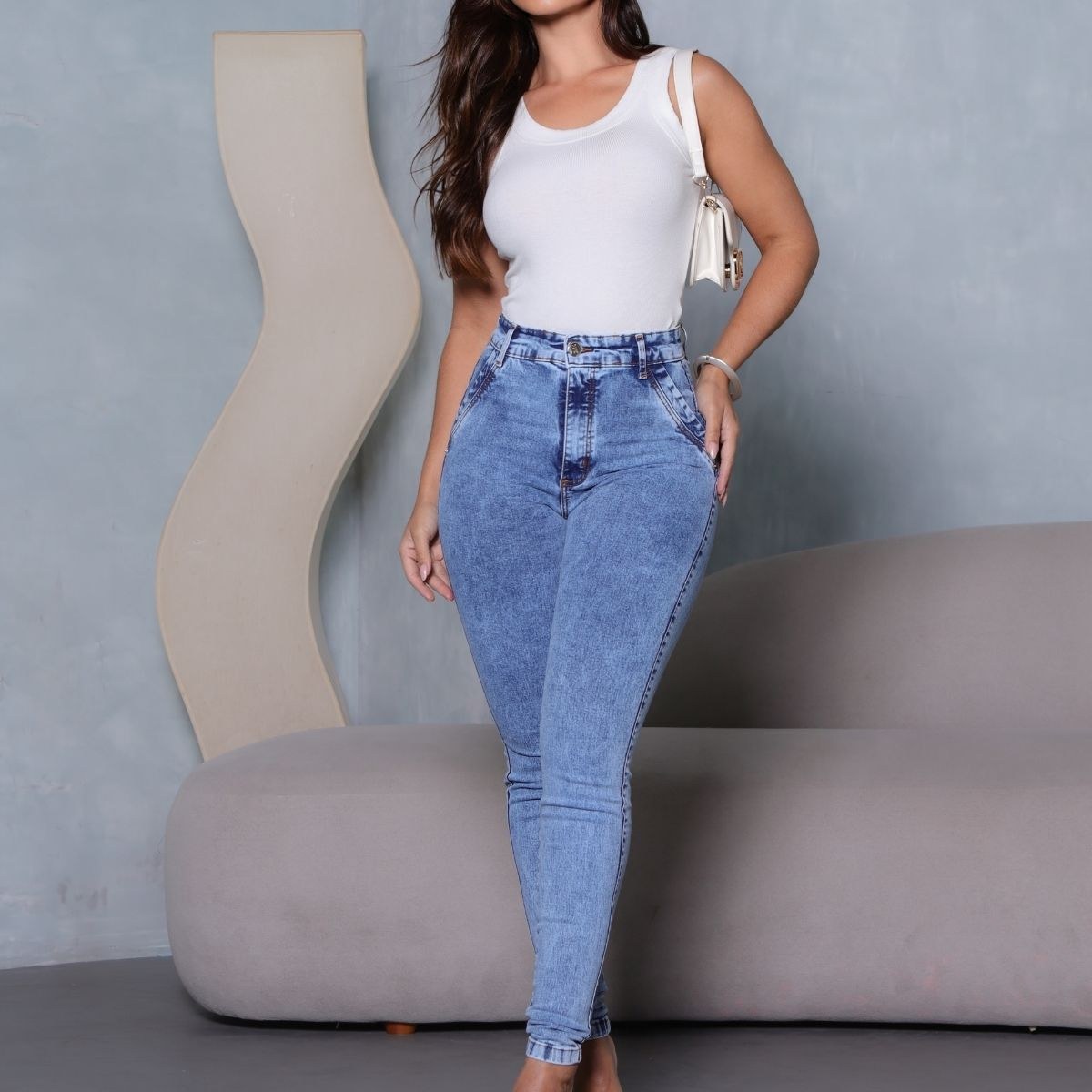 Calça Jeans Feminina com Elastano Premium Modeladora 2350