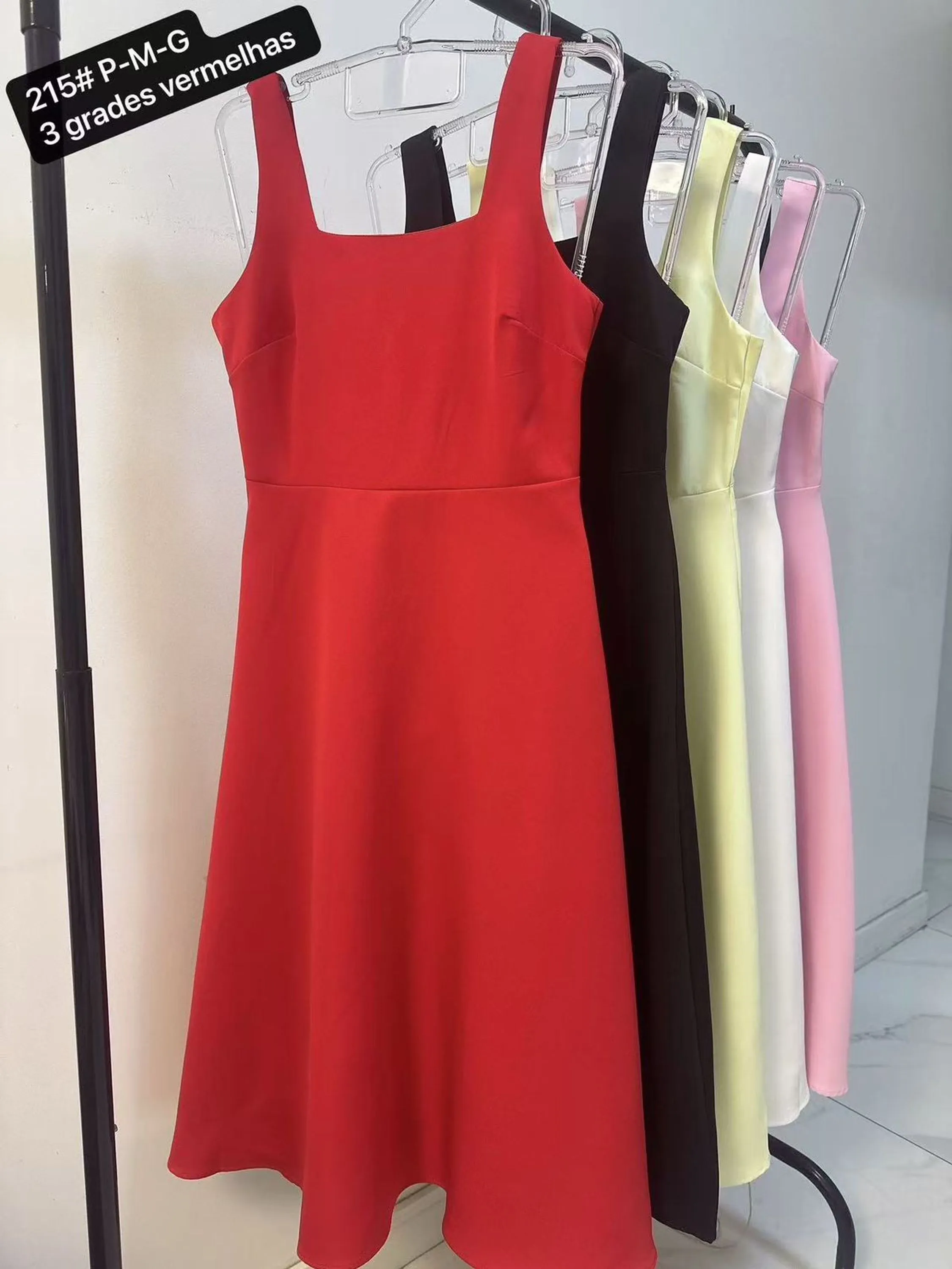 Vestido Regata Tecido Alfaiataria